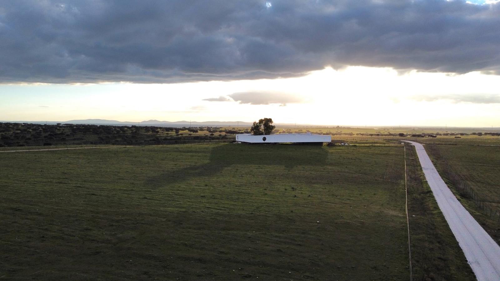 Moradia Isolada T6 com piscina - Imagem 2