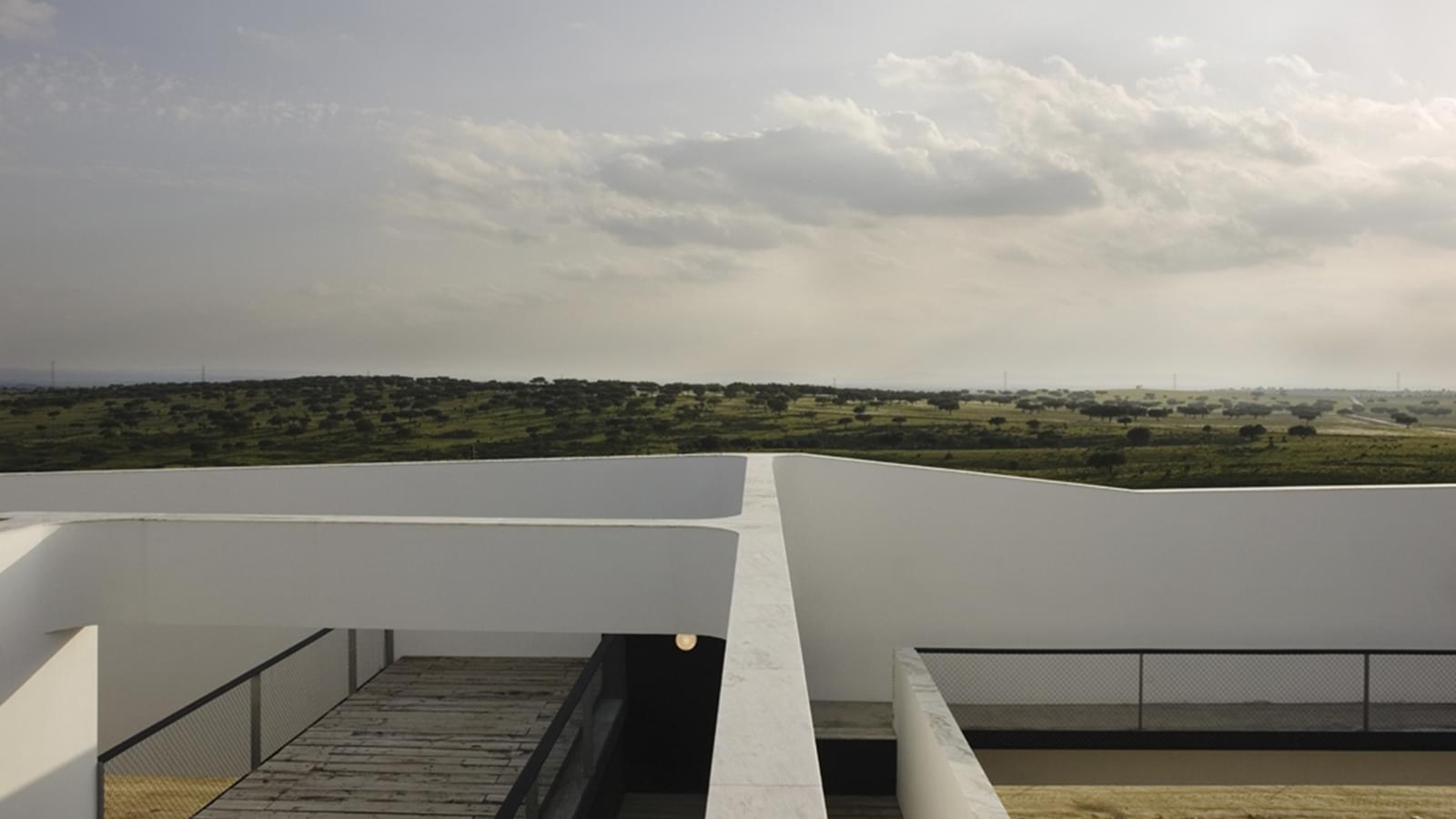 Moradia Isolada T6 com piscina - Imagem 11