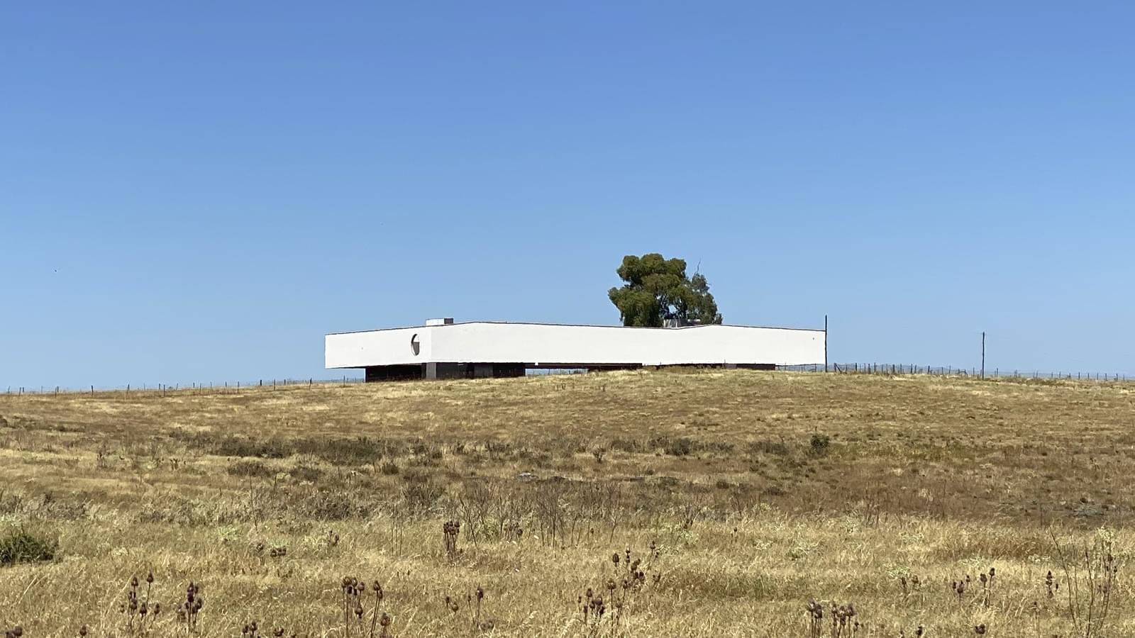 Moradia Isolada T6 com piscina - Imagem 14