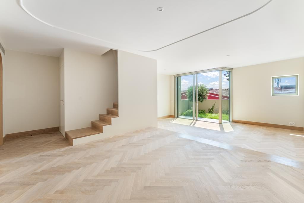 3 Bedroom Apartment with parking, São Vicente, Lisboa 277668972