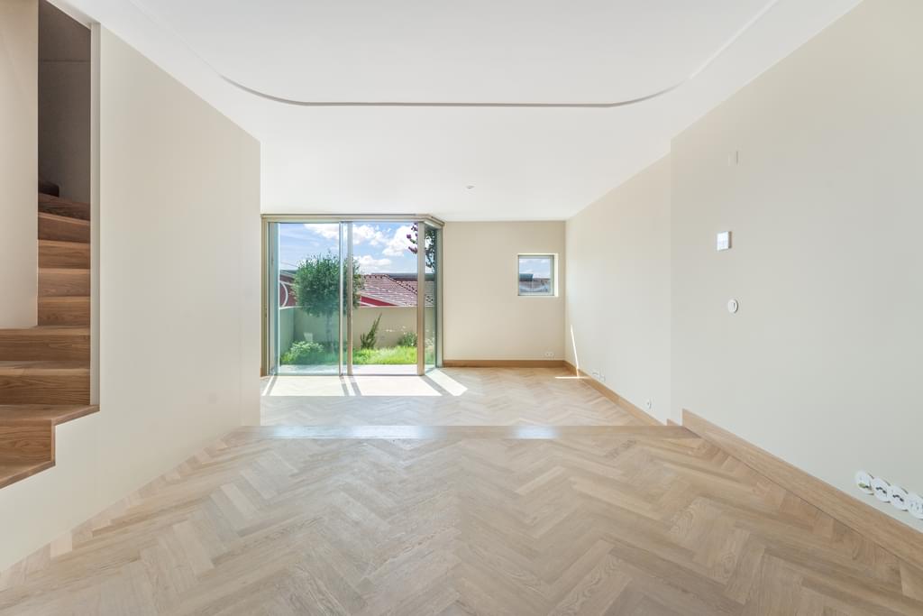 3 Bedroom Apartment with parking, São Vicente, Lisboa 277668972