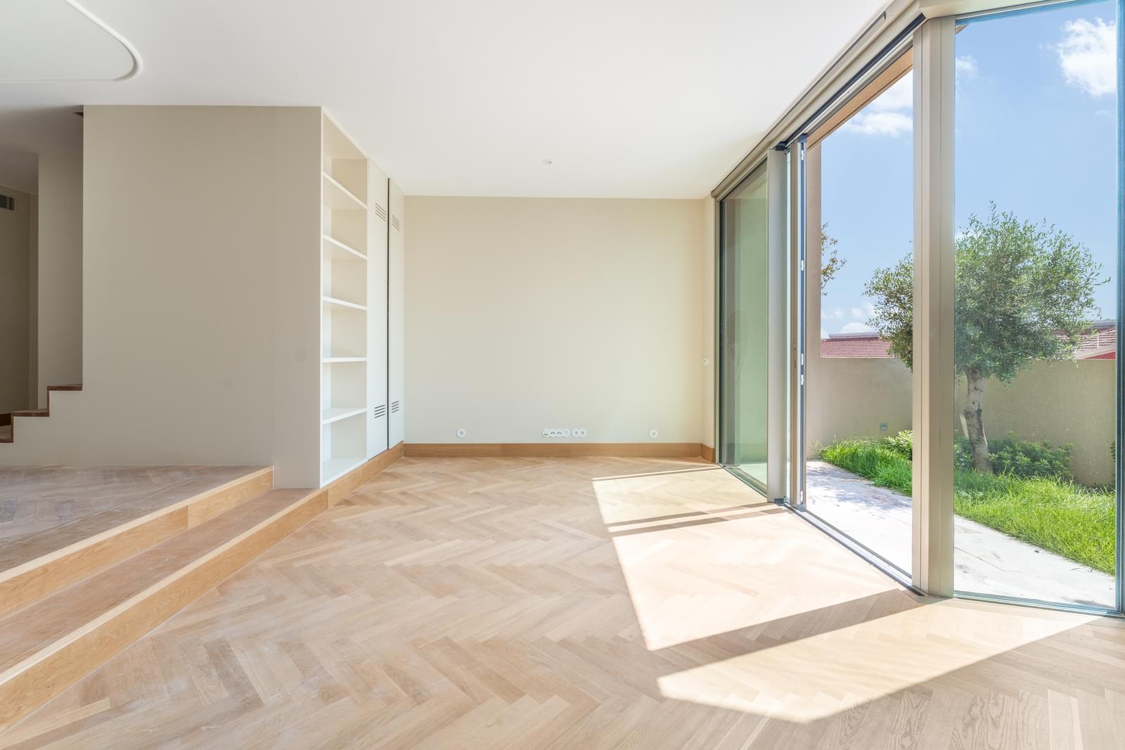 Apartamento T3 com estacionamento, São Vicente, Lisboa - Imagem 1