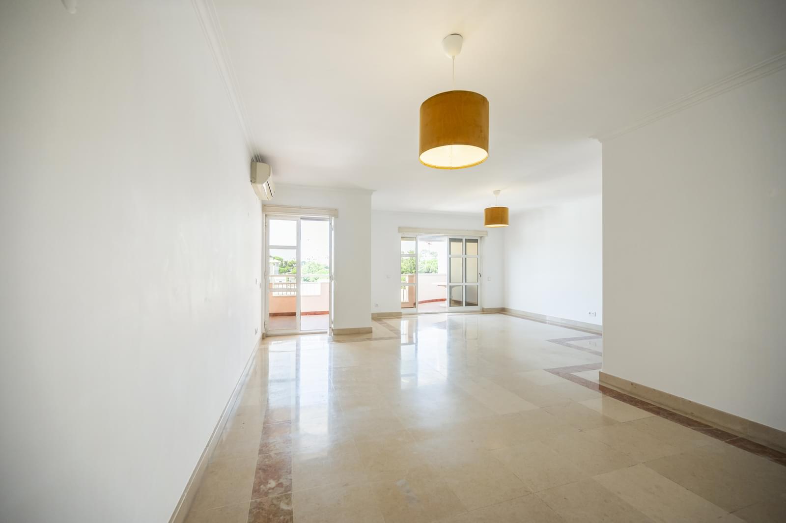 Apartamento T3 com piscina, Cascais - Imagem 7