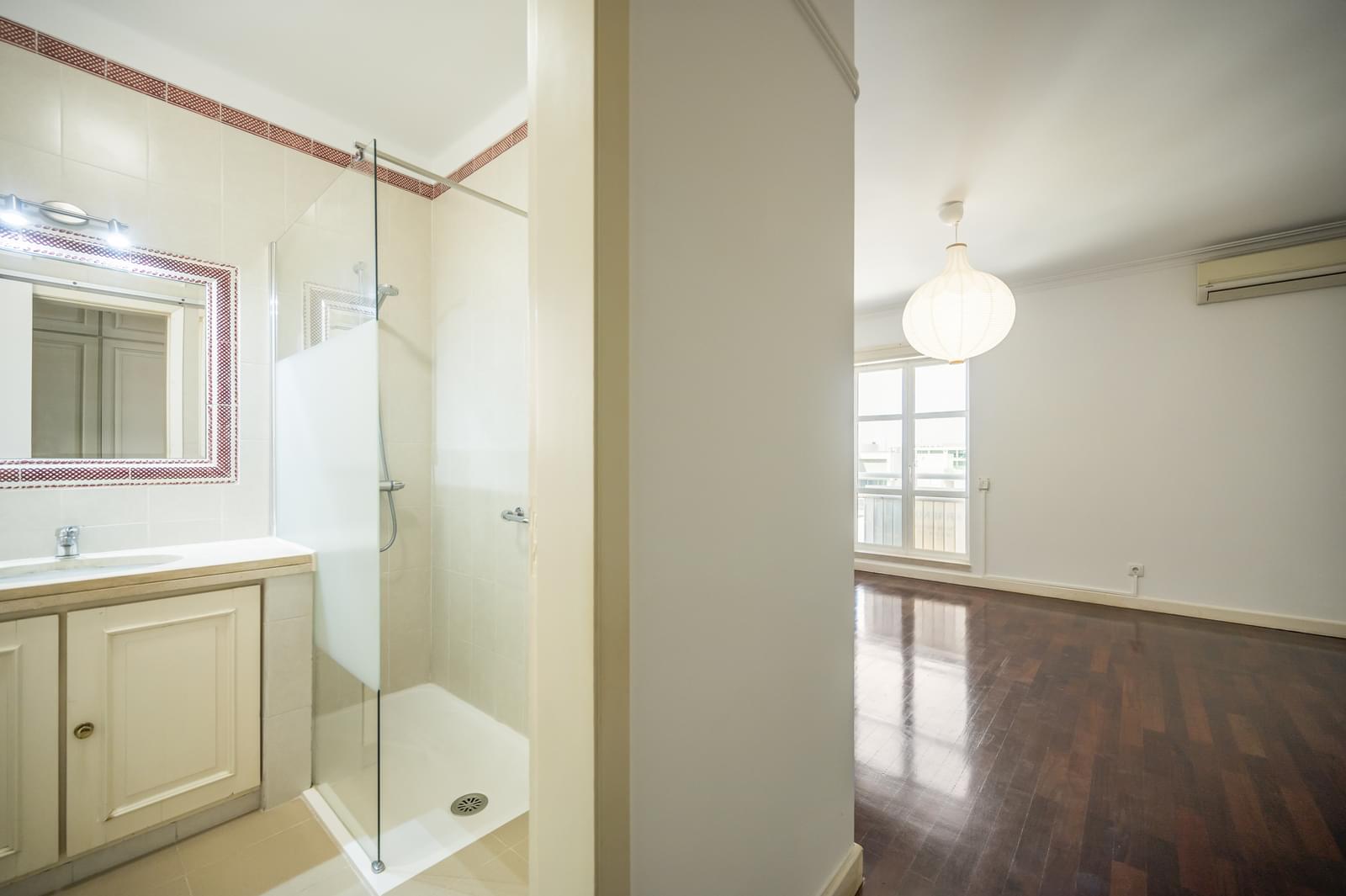 Apartamento T3 com piscina, Cascais - Imagem 12