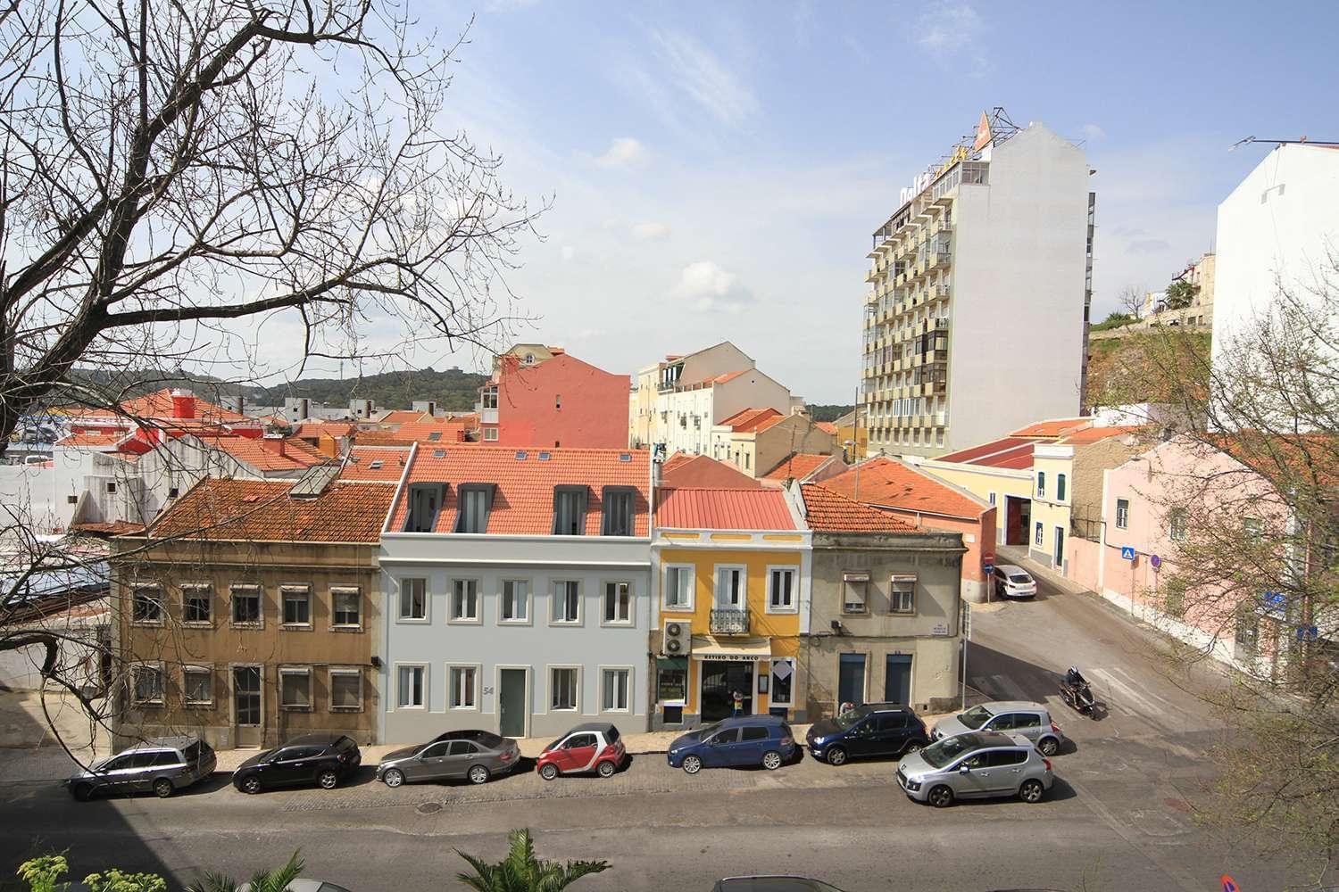 Duplex T2 com varanda, Campolide, Lisboa - Imagem 29