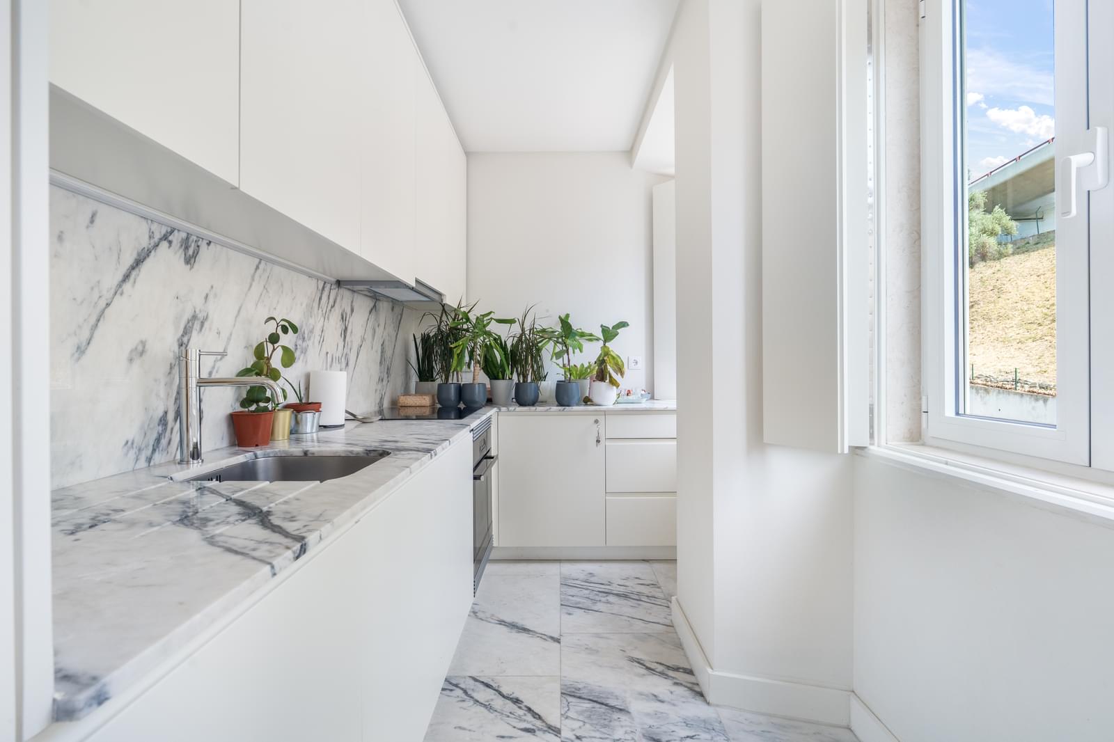 Duplex T2 com varanda, Campolide, Lisboa - Imagem 11
