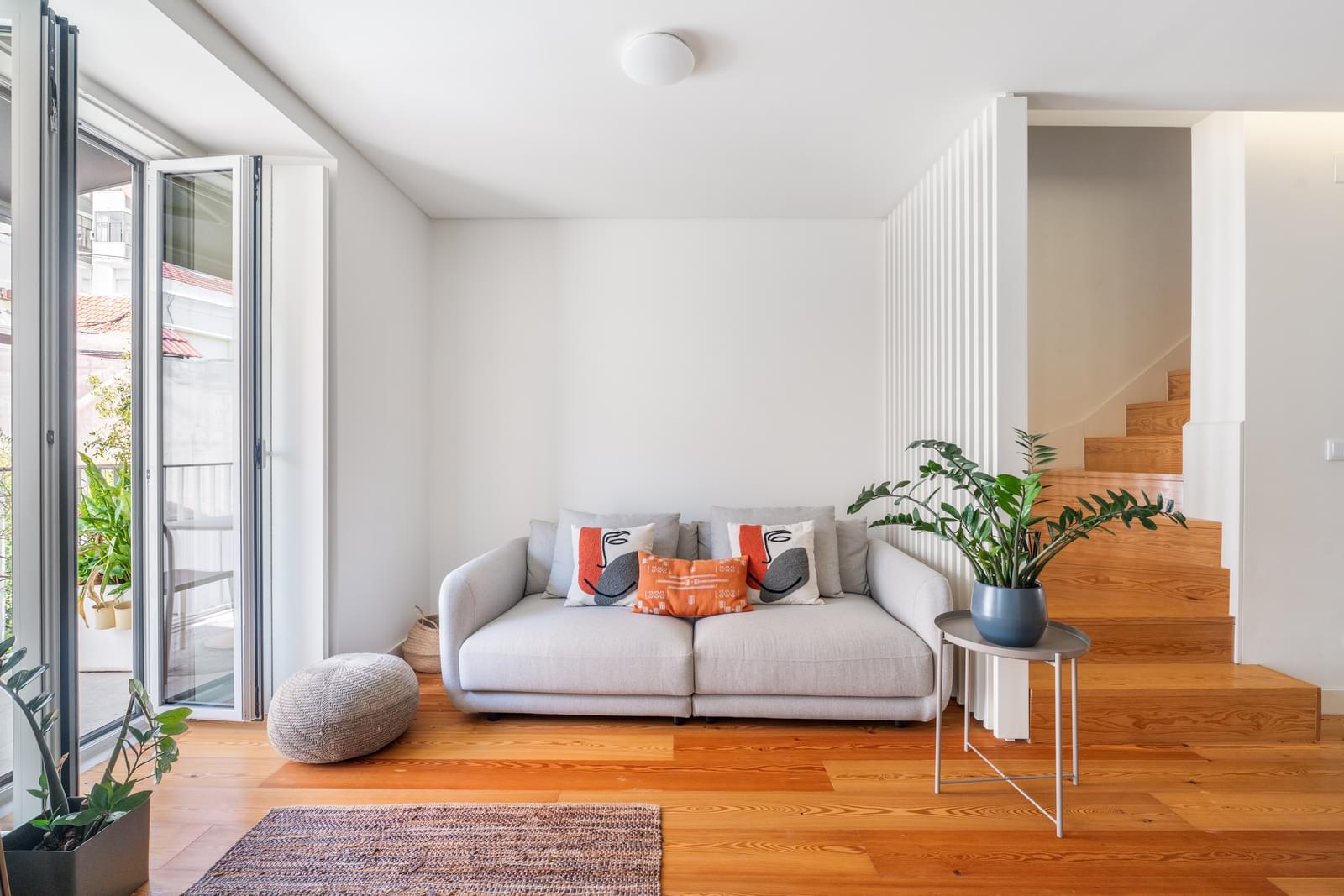 Duplex T2 com varanda, Campolide, Lisboa - Imagem 6