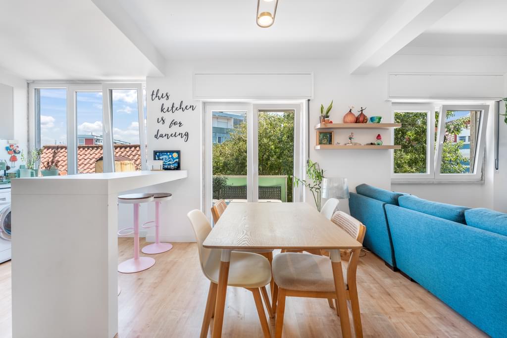 2 Bedroom Apartment with balcony, Campo de Ourique, Lisboa 2273422853