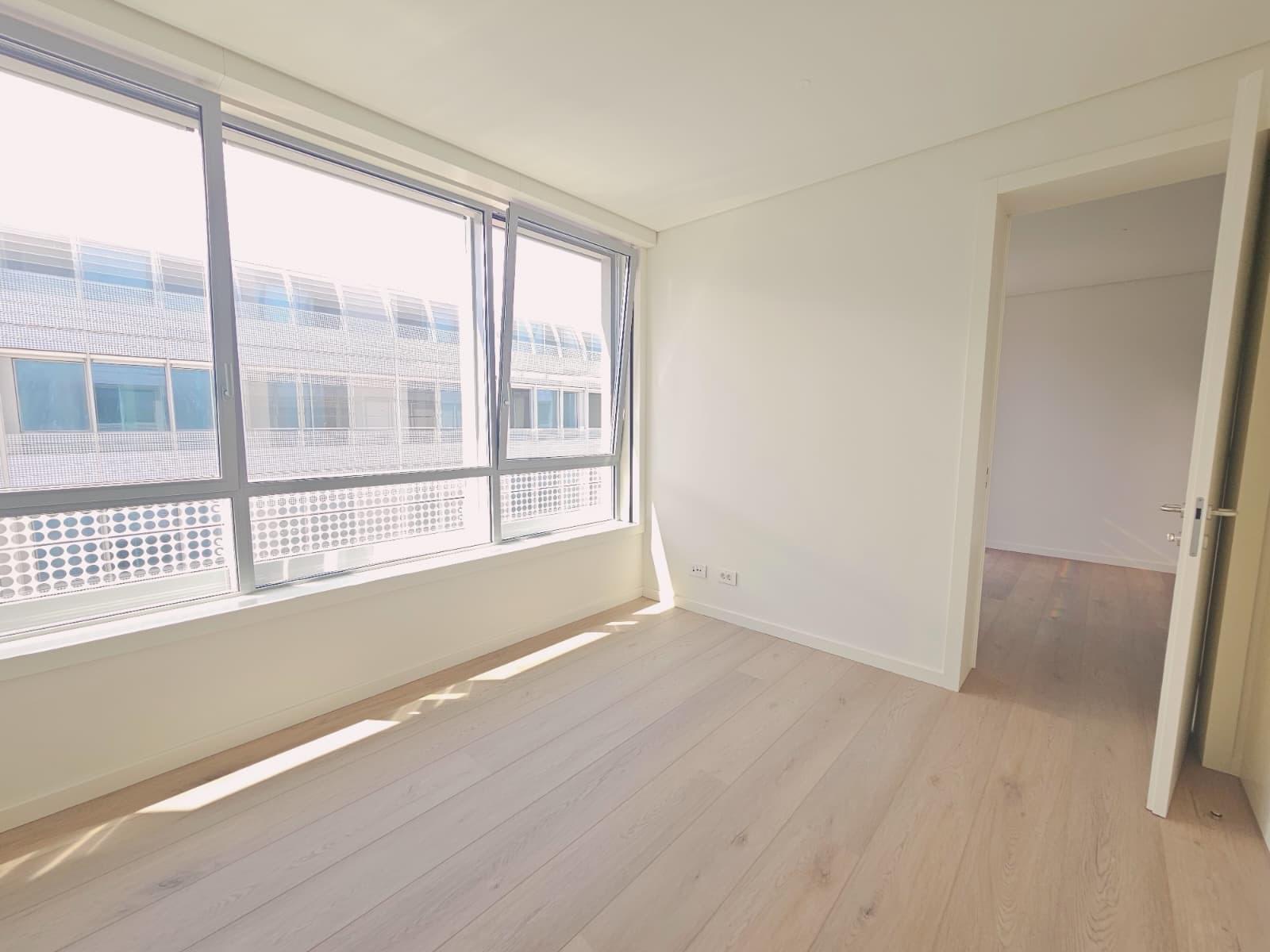 Apartamento T1 com vista, Braço de Prata, Lisboa - Imagem 2