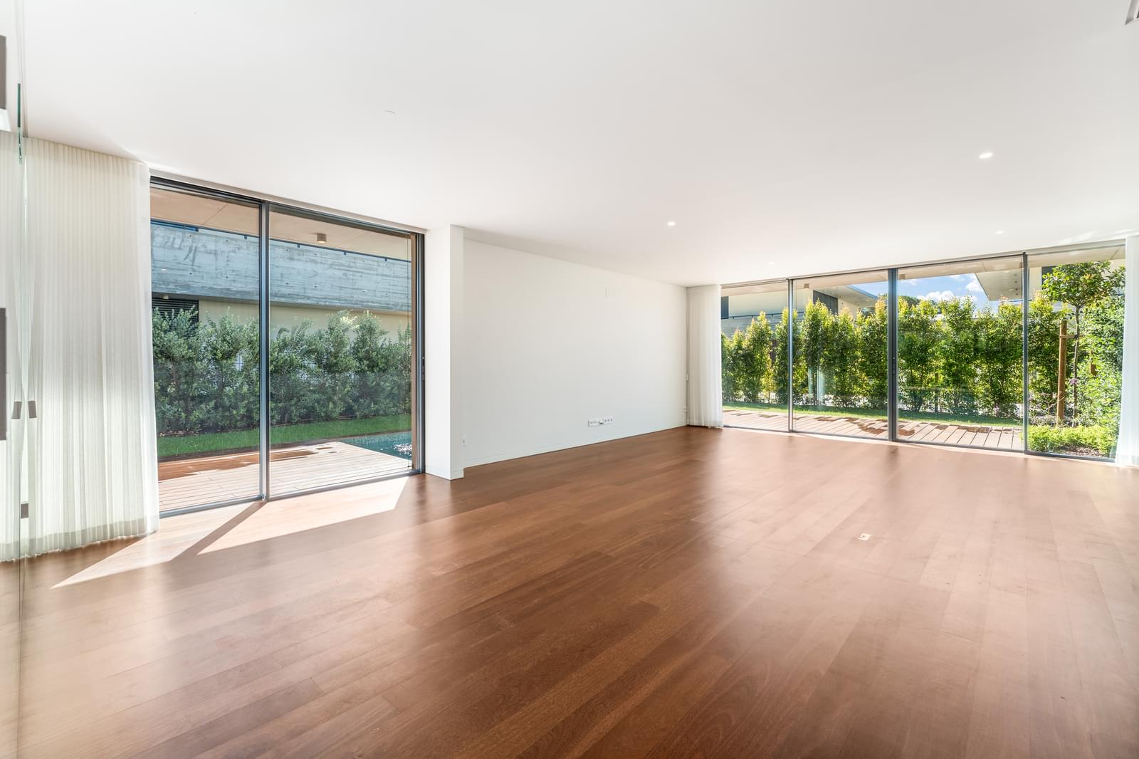 Moradia Geminada T3 com piscina, Areia, Cascais - Imagem 4
