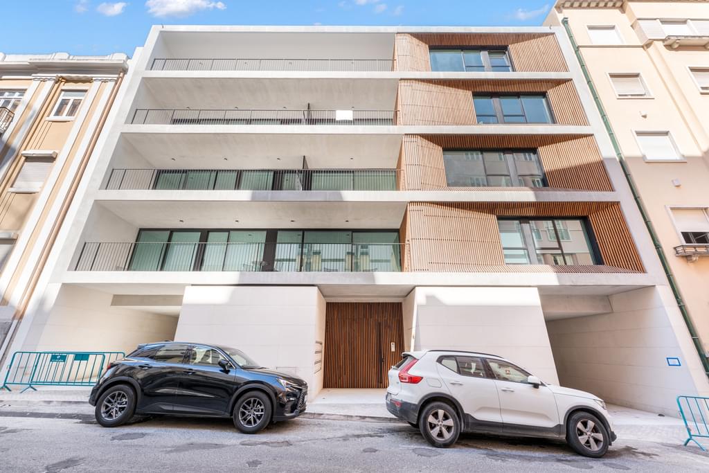 1 Bedroom Apartment with parking, Saldanha, Lisboa 954993651