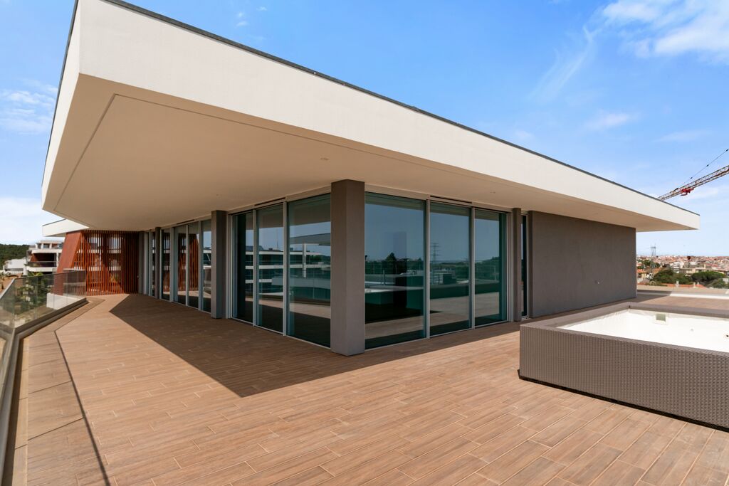 4 Bedroom Penthouse with swimming pool, Belas Clube de Campo, Sintra