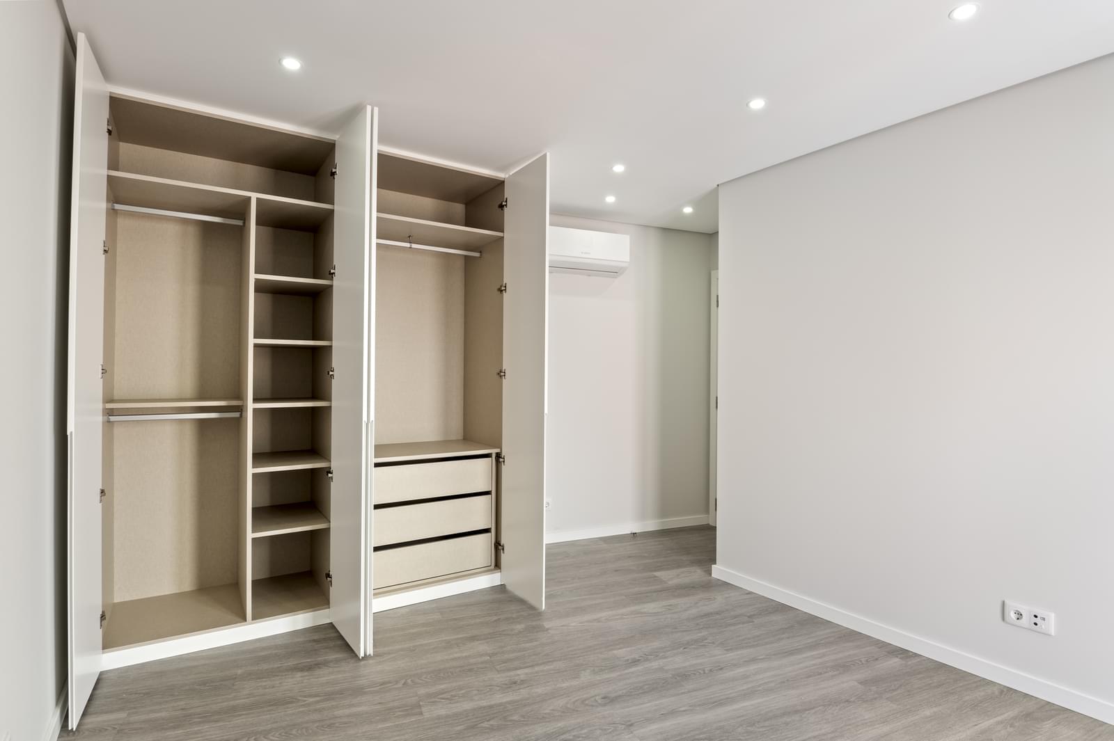 Apartamento T3 com vista, Parede, Cascais - Imagem 14