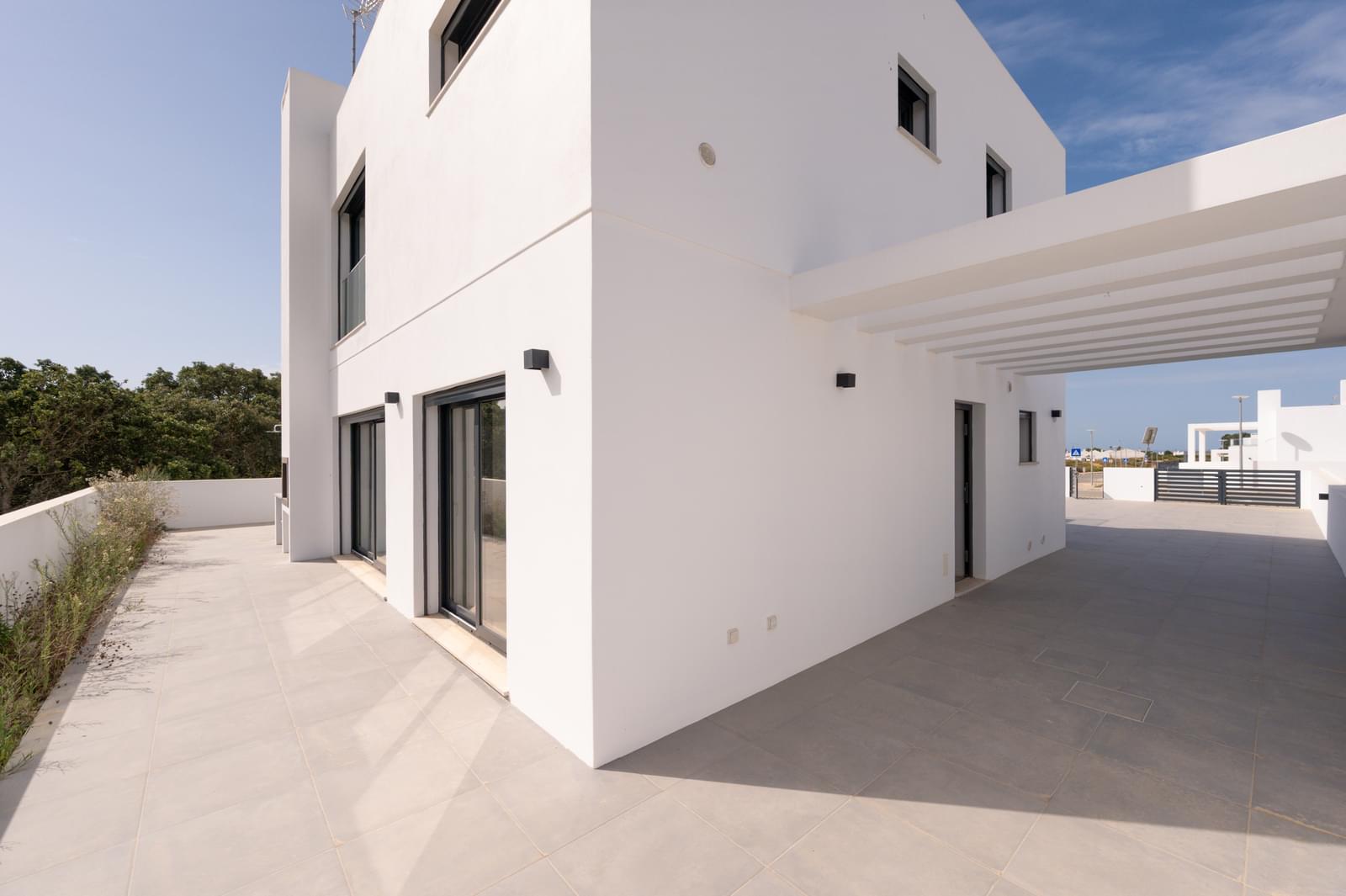 3 Bedroom Villa/Townhouse's Image 24