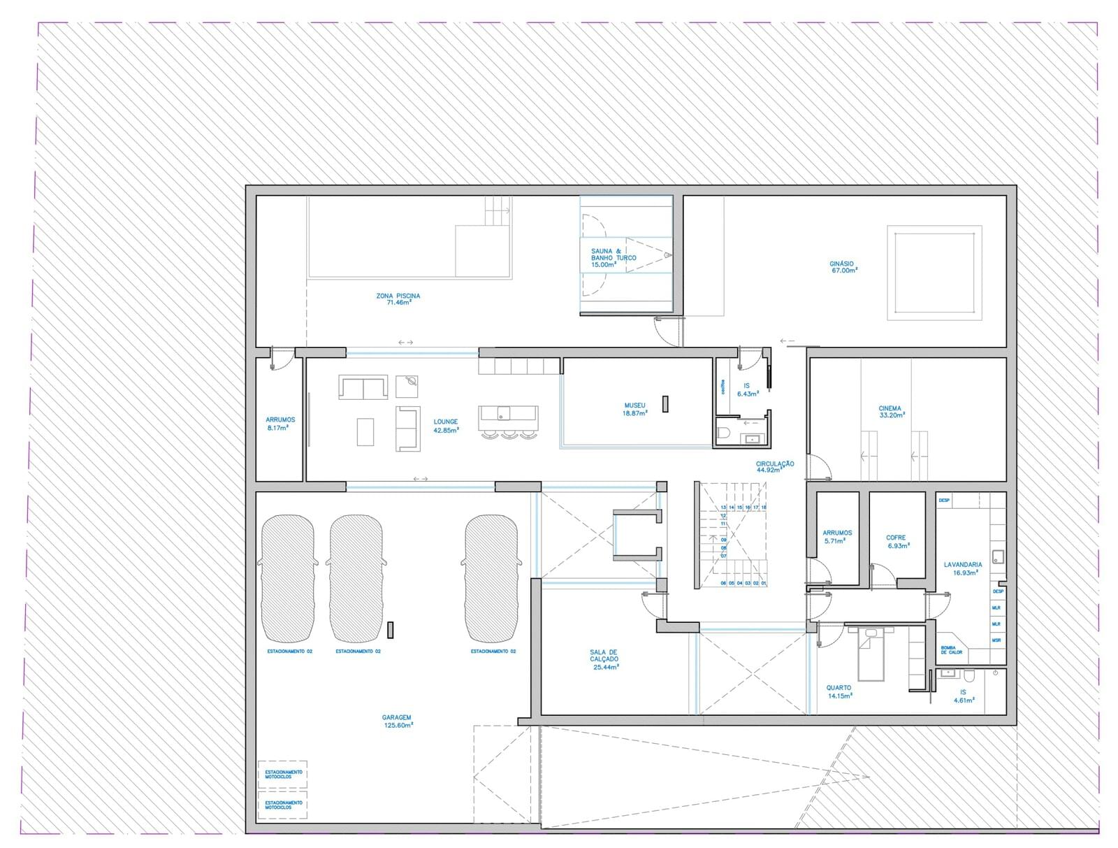 Moradia Isolada T5 com piscina, Alcochete - Imagem 36