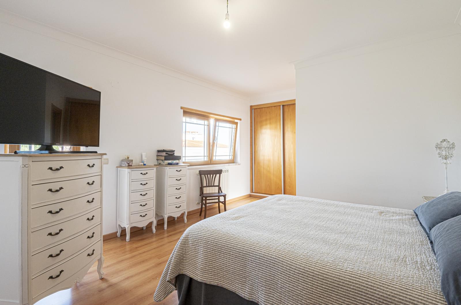 Moradia Isolada T4 com jardim, Abrunheira, Sintra - Imagem 21
