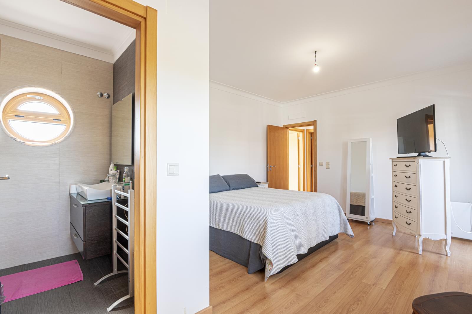 Moradia Isolada T4 com jardim, Abrunheira, Sintra - Imagem 22