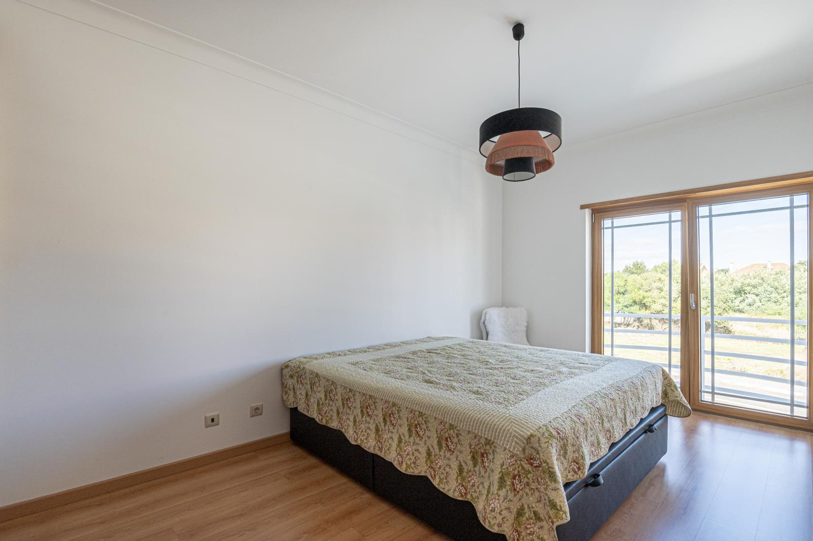Moradia Isolada T4 com jardim, Abrunheira, Sintra - Imagem 25