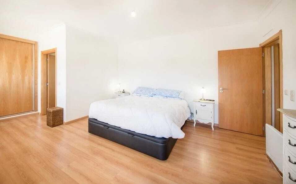 Moradia Isolada T4 com jardim, Abrunheira, Sintra - Imagem 14