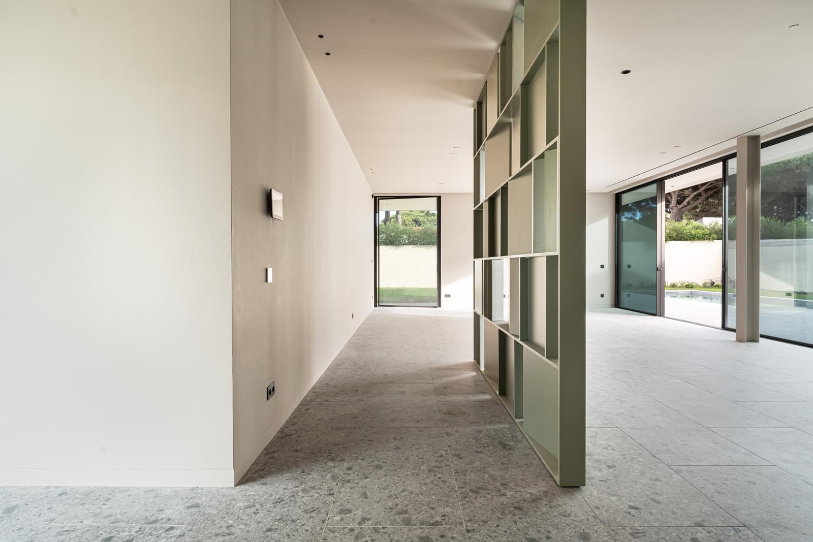 5 Bedroom Villa/Townhouse's Image 9