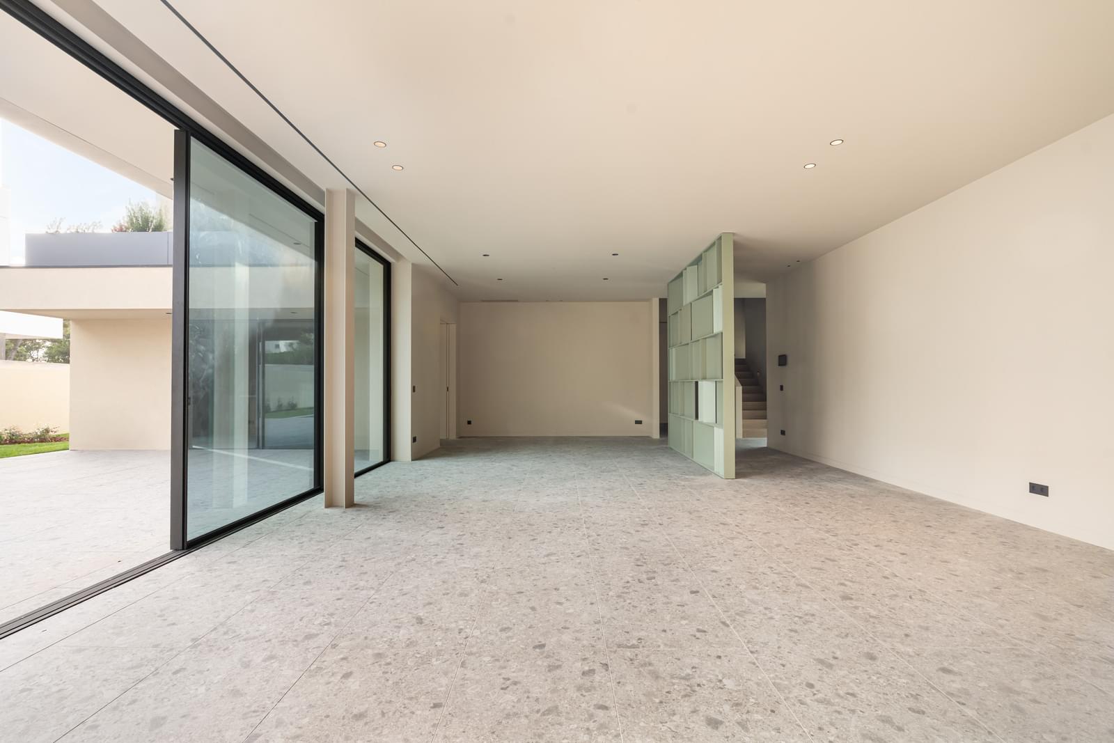 5 Bedroom Villa/Townhouse's Image 6
