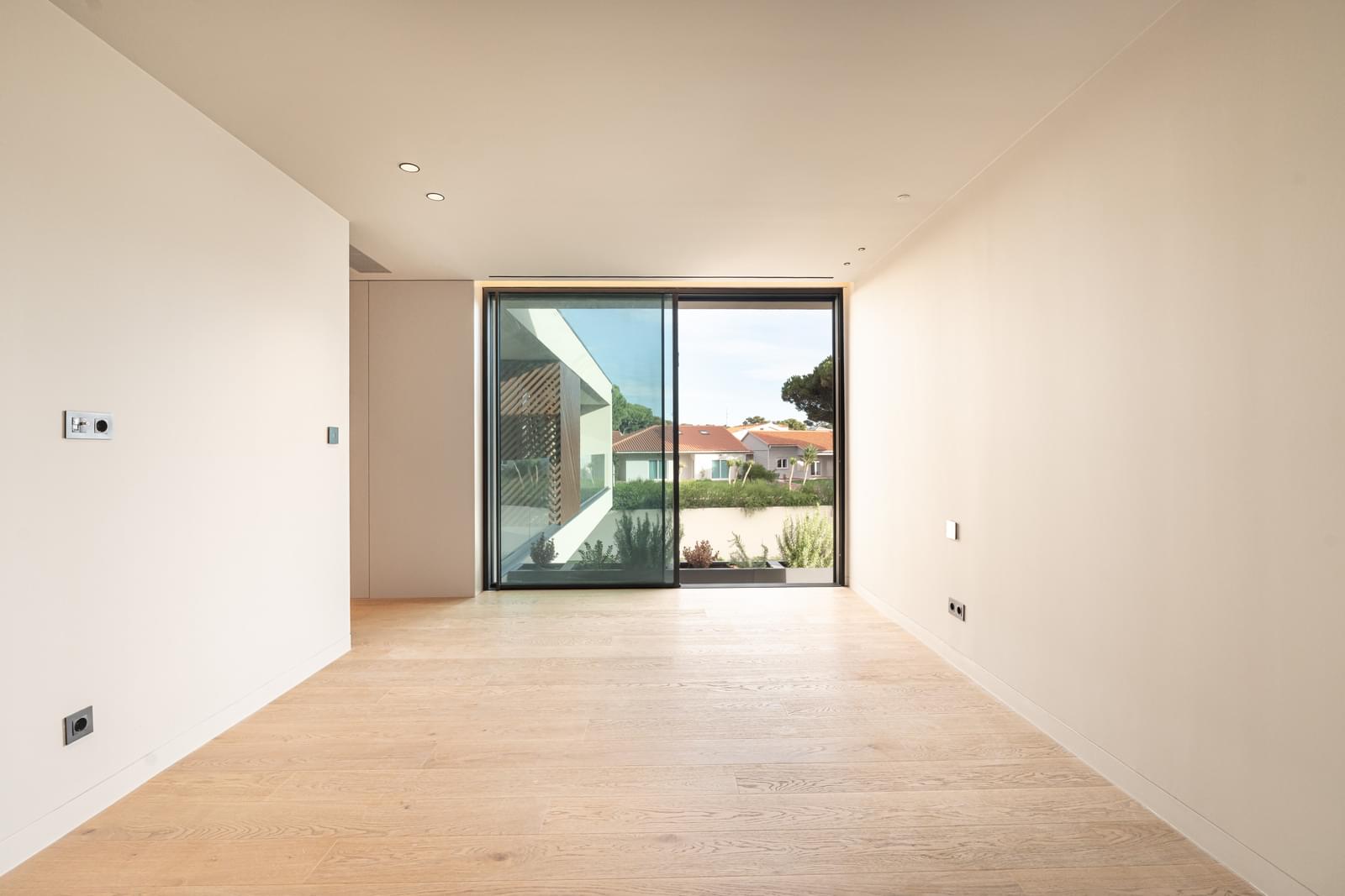 5 Bedroom Villa/Townhouse's Image 32