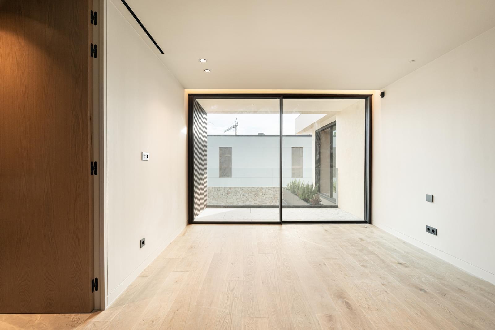 5 Bedroom Villa/Townhouse's Image 28