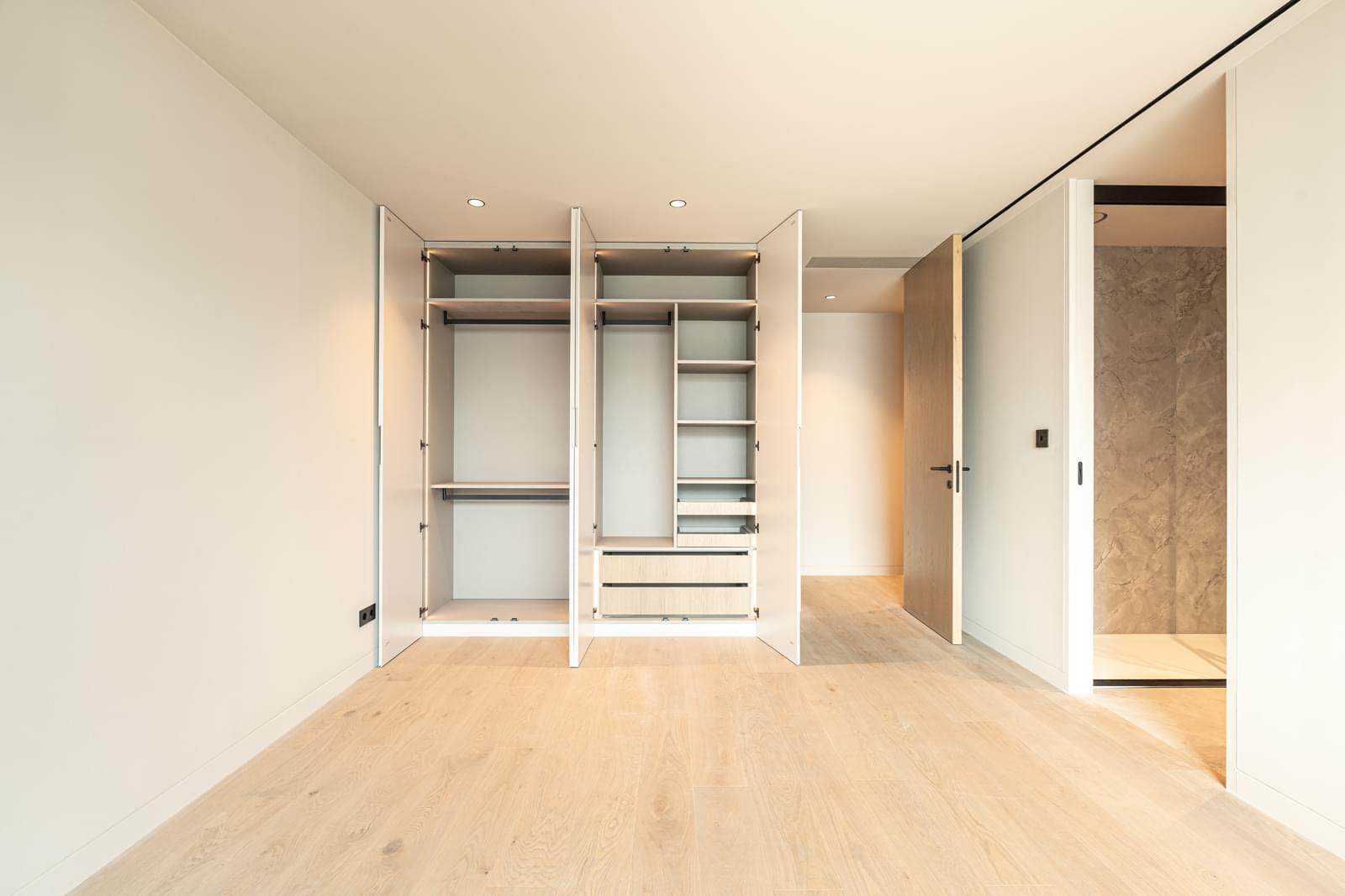 5 Bedroom Villa/Townhouse's Image 27