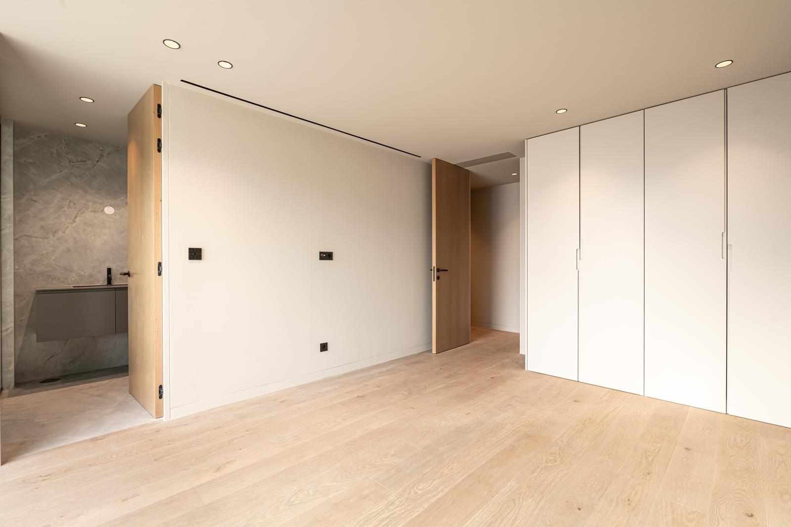 5 Bedroom Villa/Townhouse's Image 29