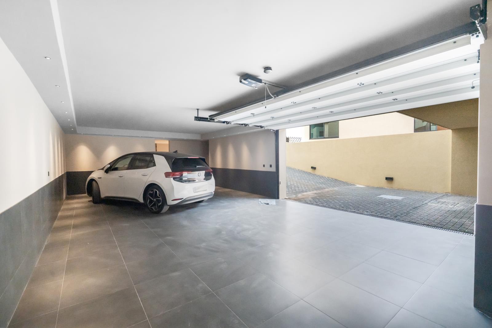 5 Bedroom Villa/Townhouse's Image 45