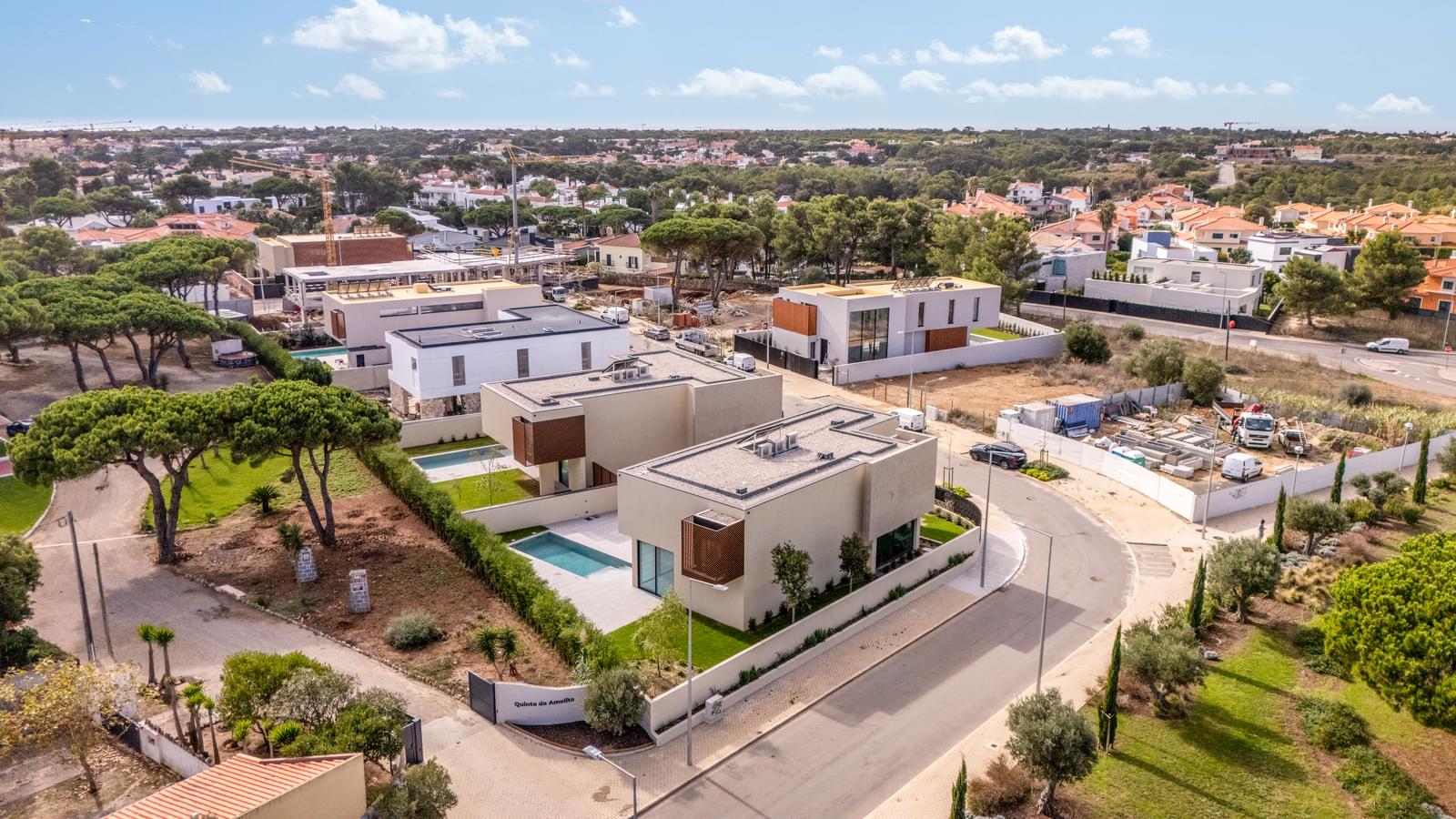 5 Bedroom Villa/Townhouse's Image 7