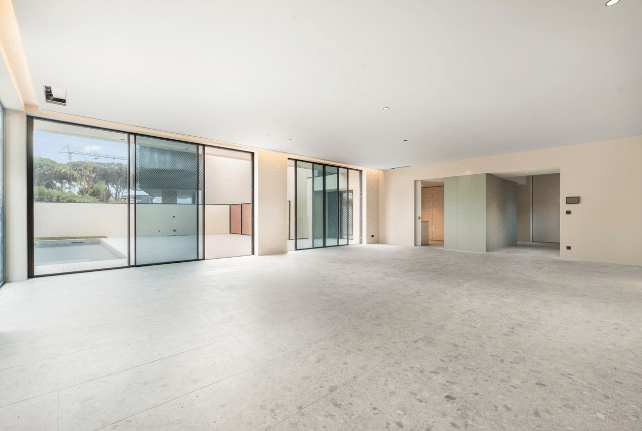5 Bedroom Villa/Townhouse's Image 10