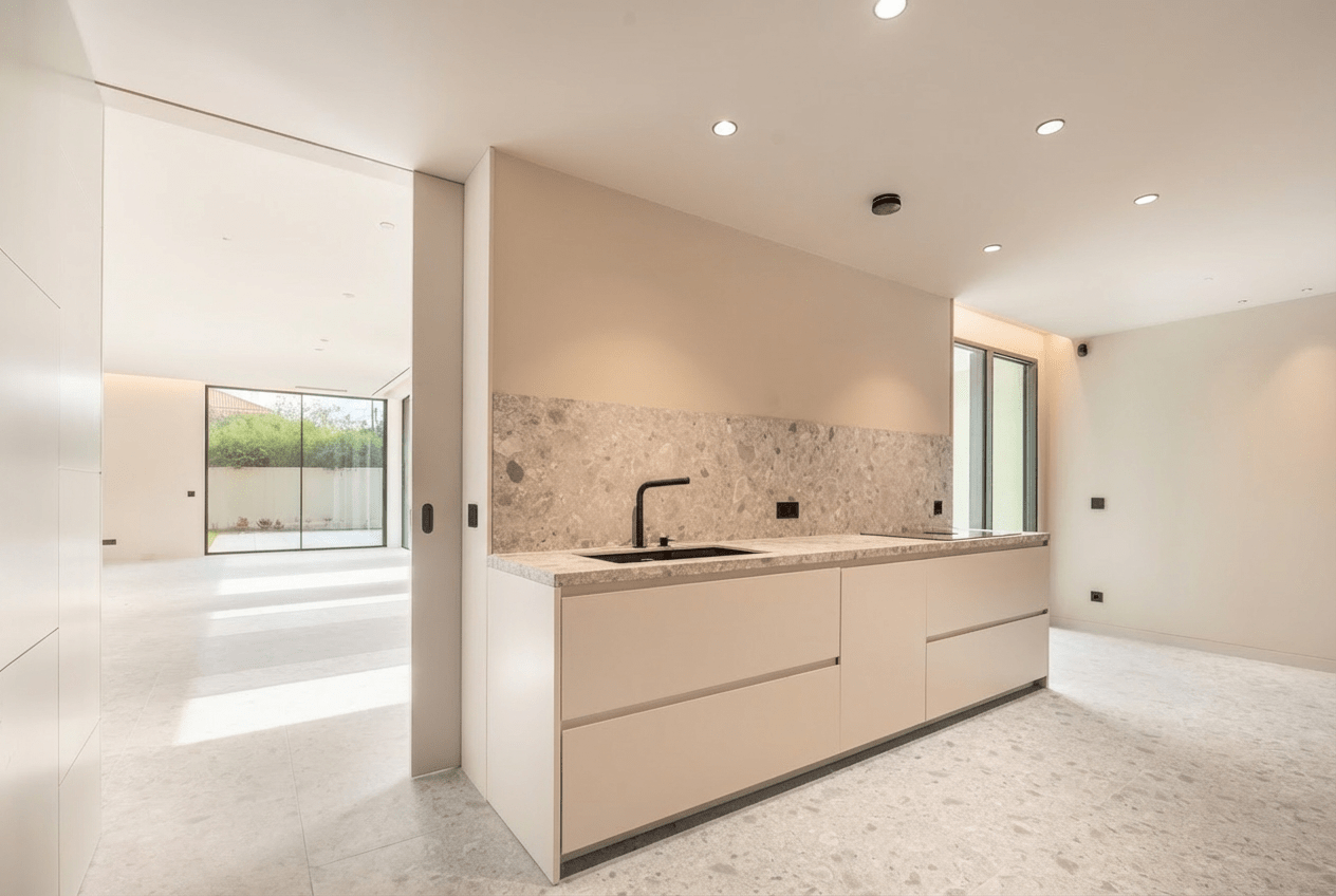 5 Bedroom Villa/Townhouse's Image 16