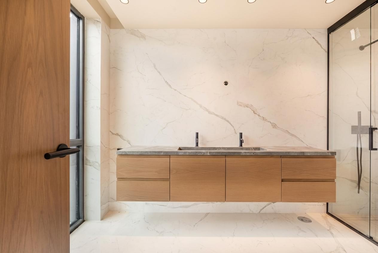 5 Bedroom Villa/Townhouse's Image 33