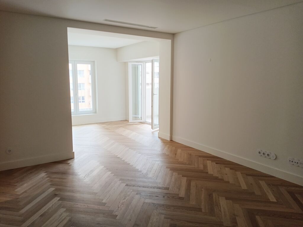 3 Bedroom Apartment with a view, Avenidas Novas, Lisboa