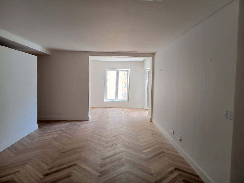 3 Bedroom Apartment with a view, Avenidas Novas, Lisboa