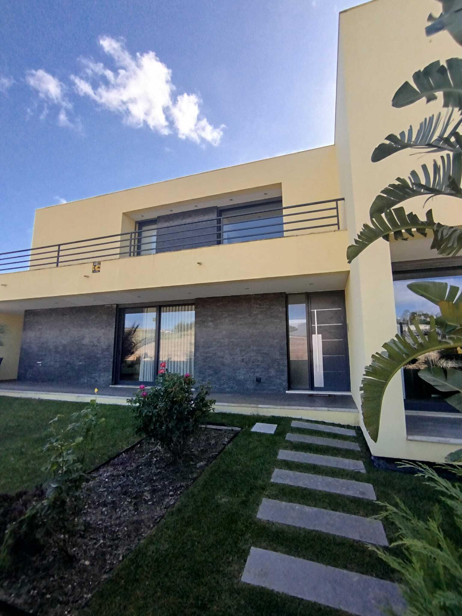 Moradia T4 com piscina, Torres Vedras - Imagem 2