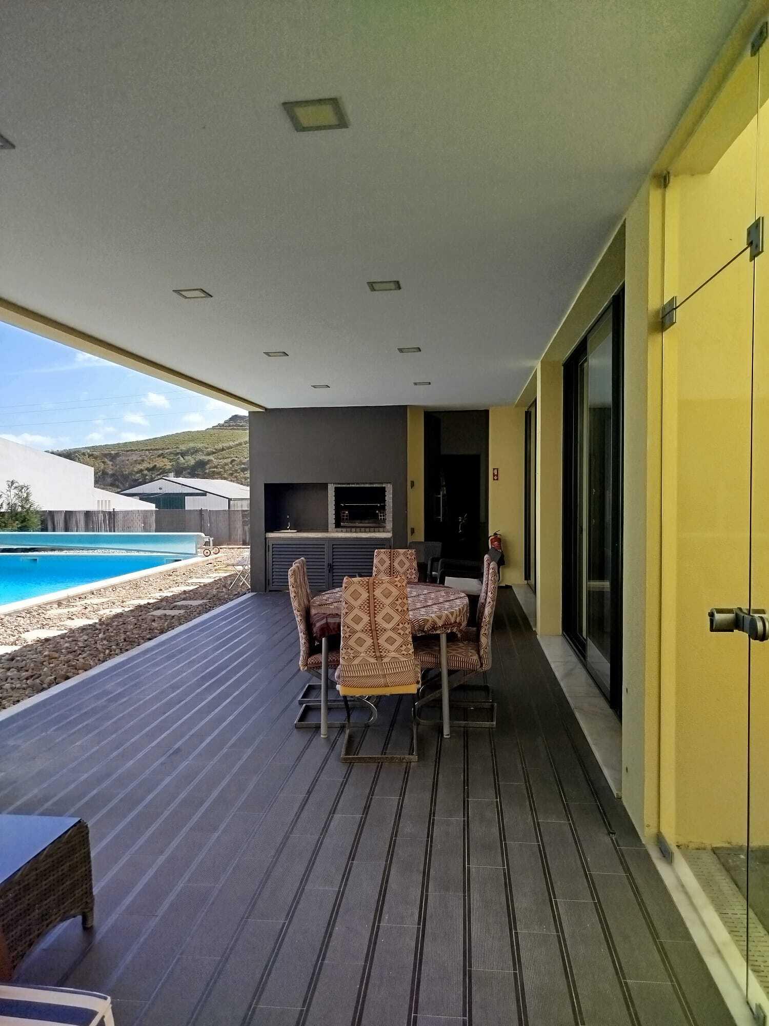 Moradia T4 com piscina, Torres Vedras - Imagem 3