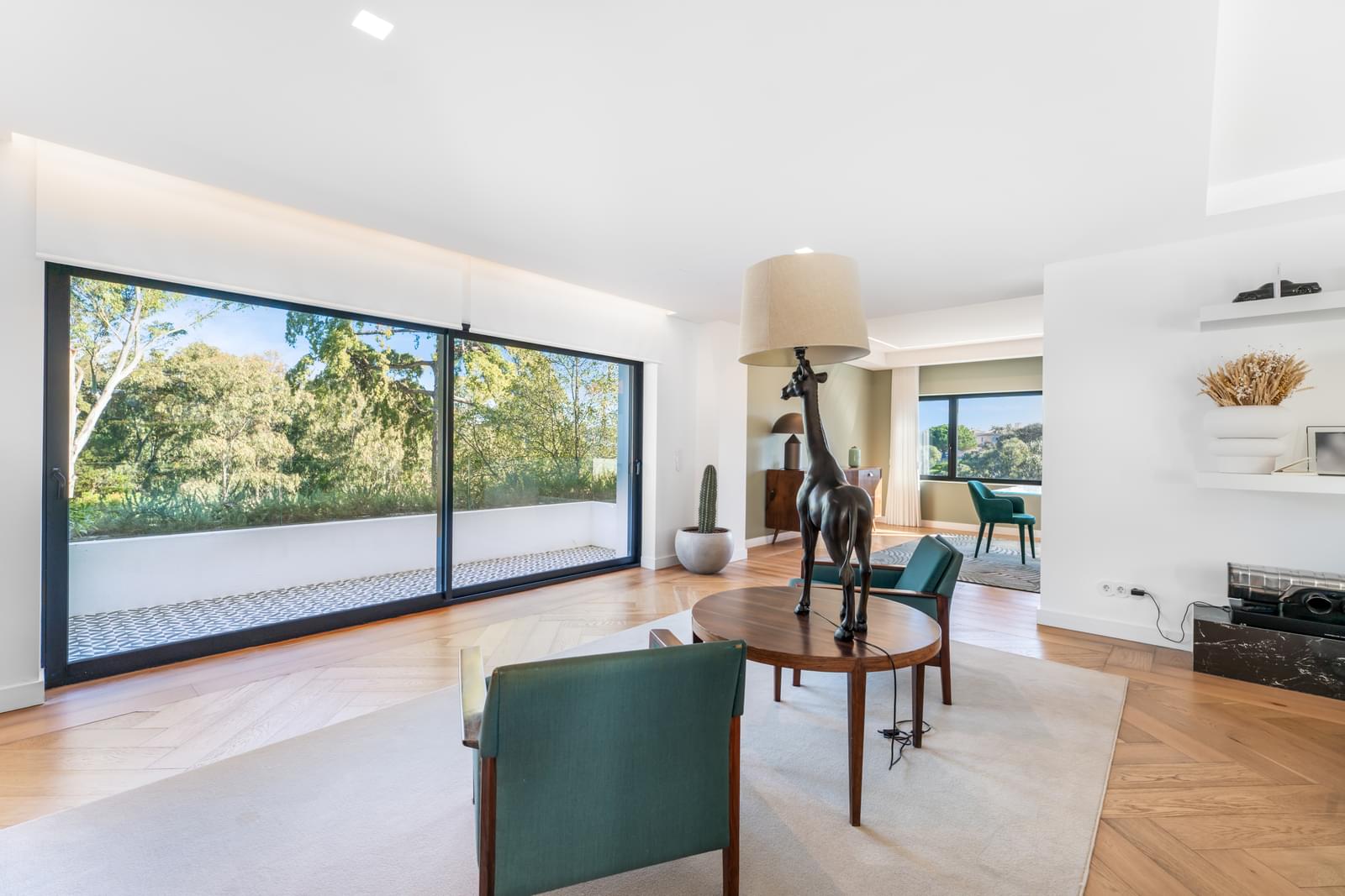 Moradia Isolada T5 com jardim, Estoril, Cascais - Imagem 10