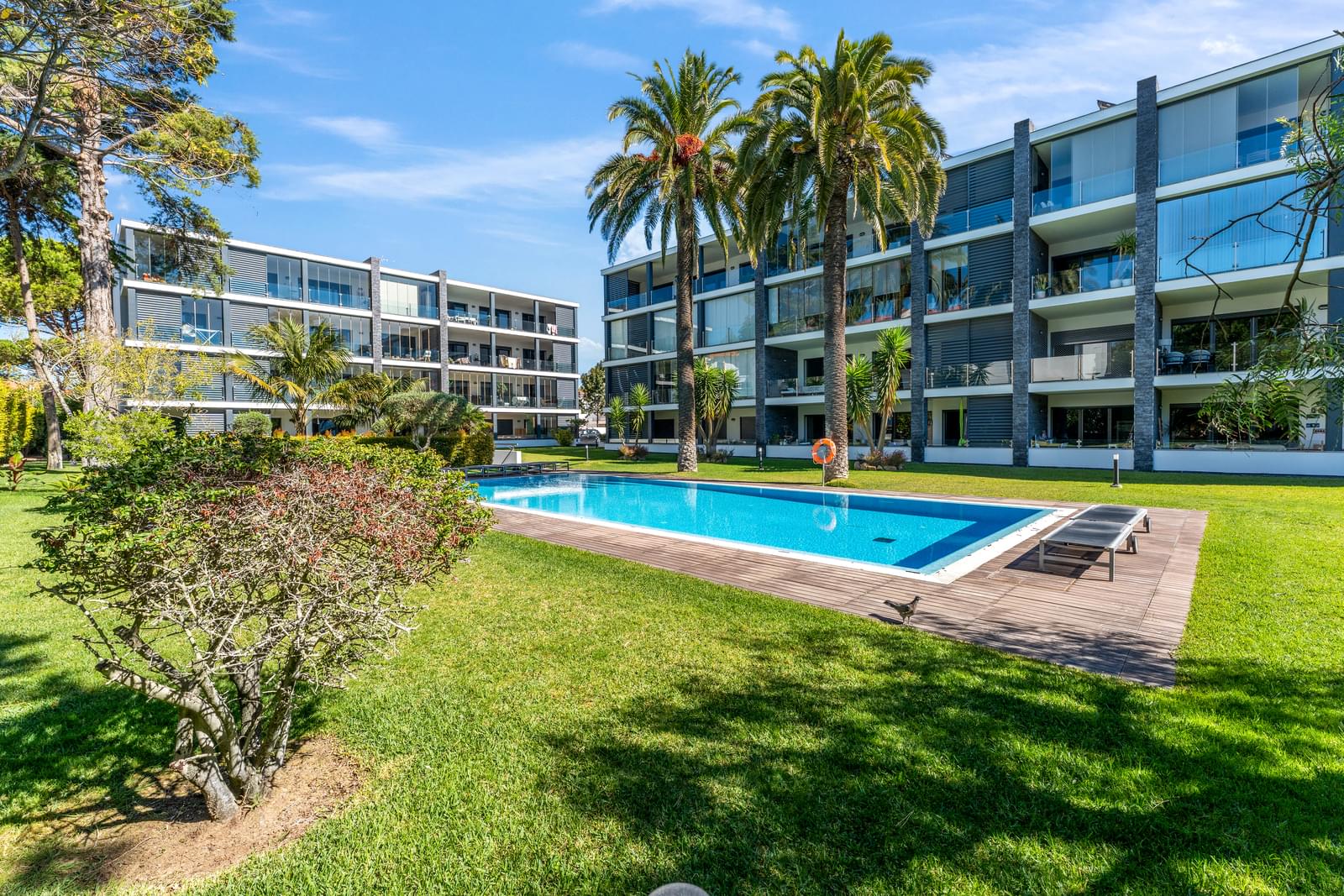 Apartamento T4 com piscina, Parede, Cascais - Imagem 1