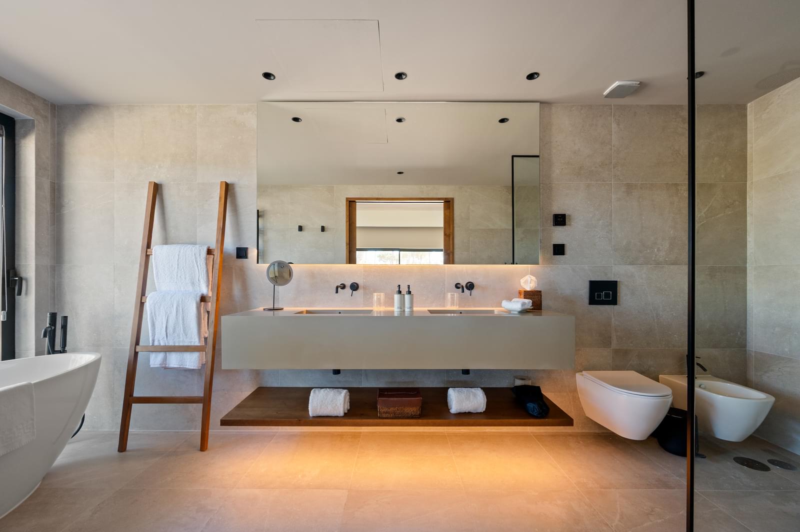 3 Bedroom Villa/Townhouse's Image 36