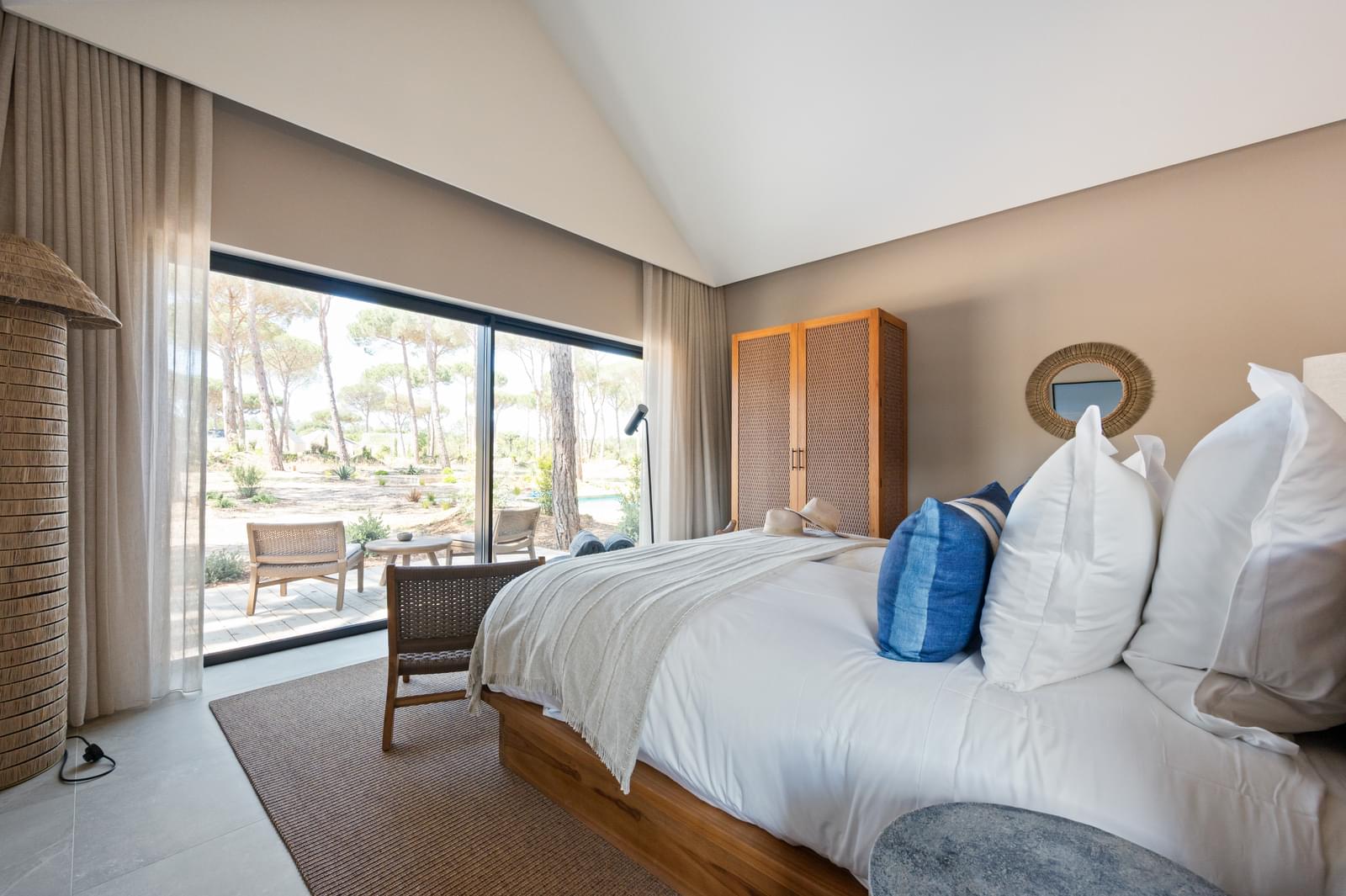 3 Bedroom Villa/Townhouse's Image 41