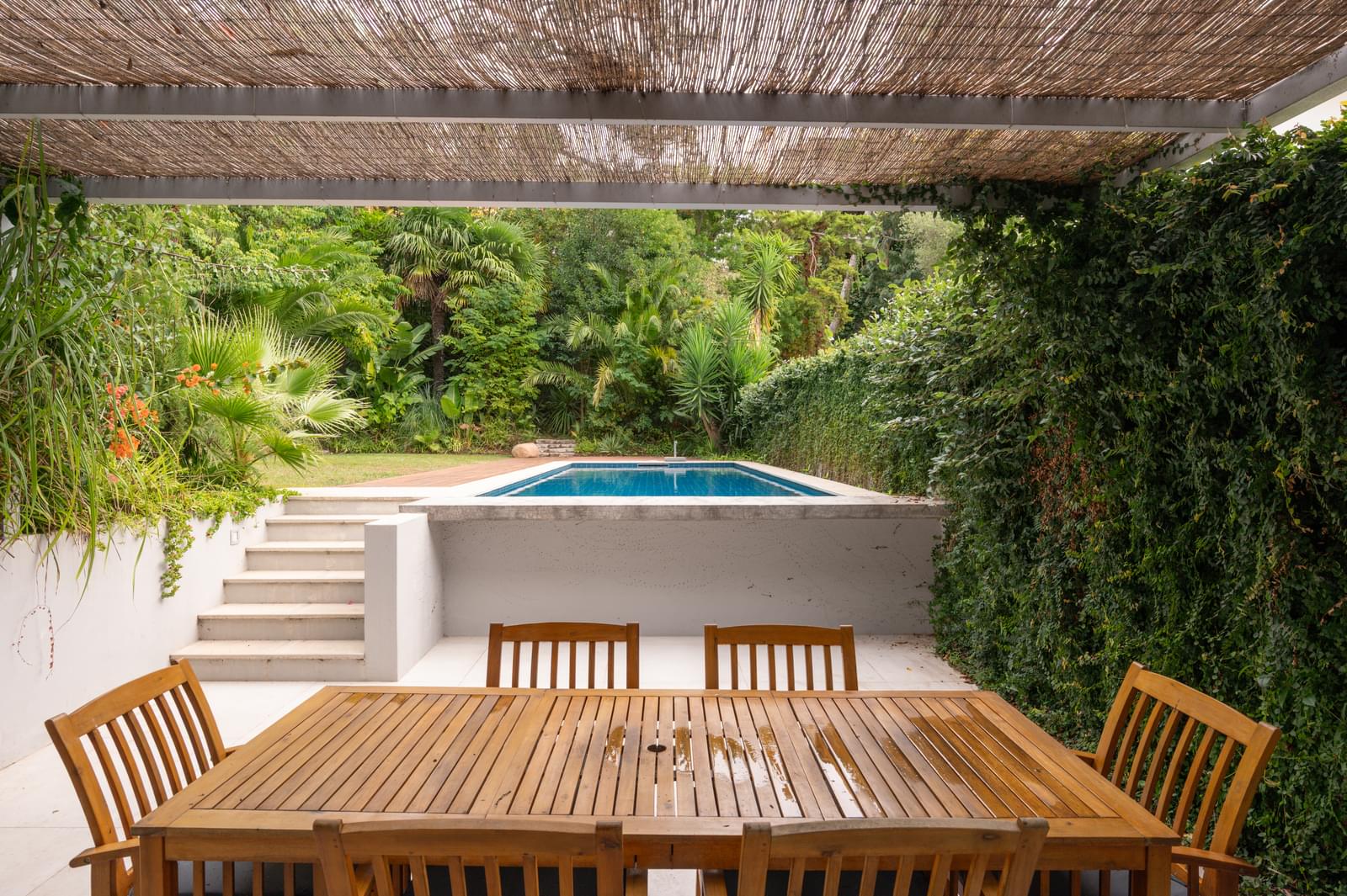 Moradia T5 com piscina, Cascais - Imagem 1