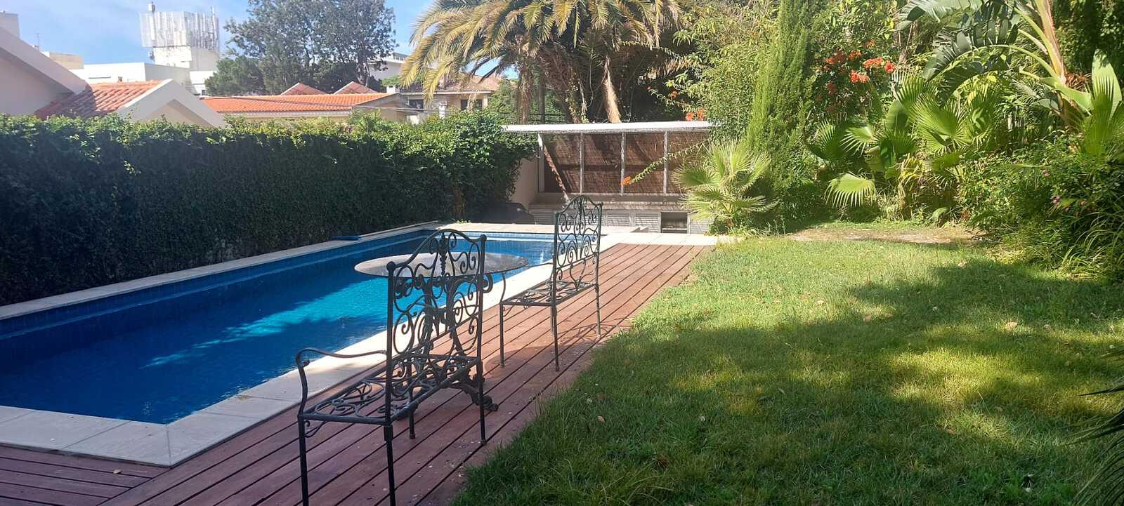 Moradia T5 com piscina, Cascais - Imagem 1