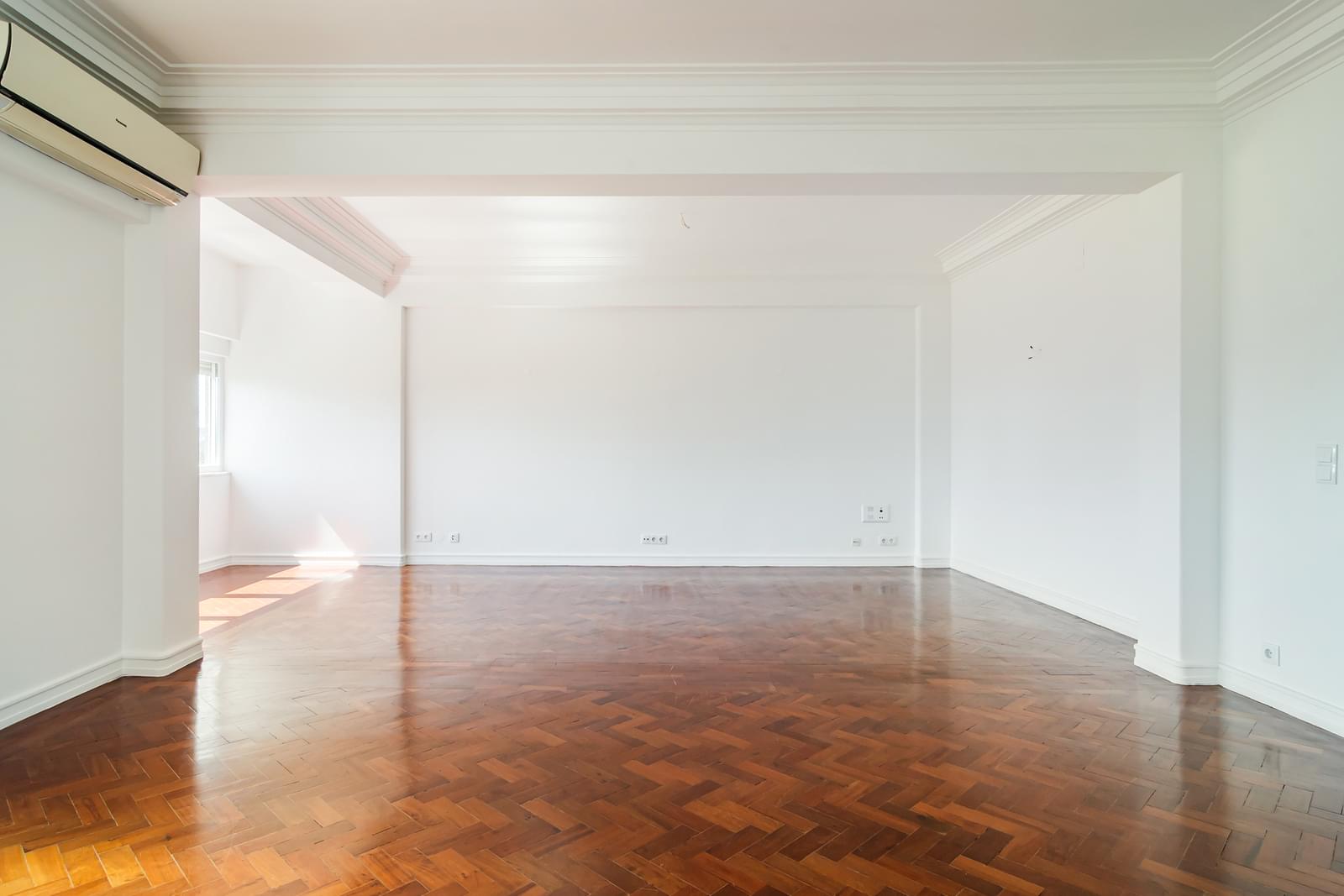 Apartamento T4 com varanda, Amoreiras, Lisboa - Imagem 7