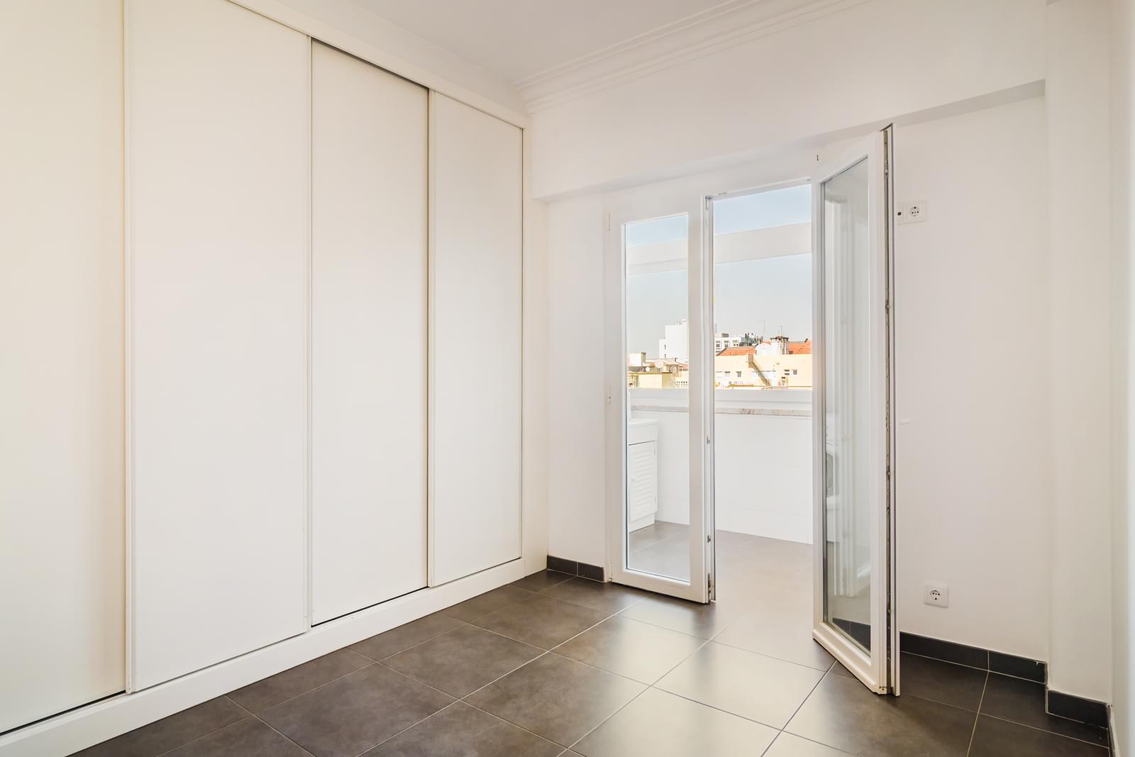Apartamento T4 com varanda, Amoreiras, Lisboa - Imagem 12