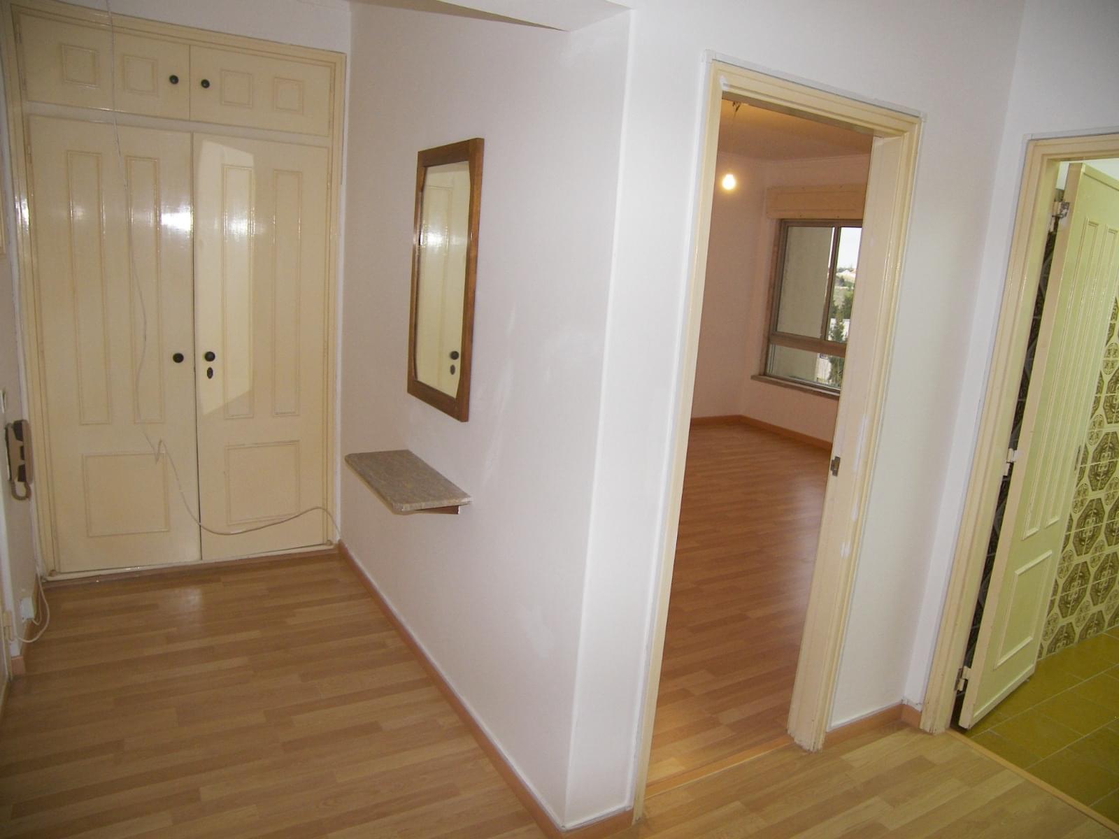 Apartamento T3 com vista, Sintra - Imagem 4