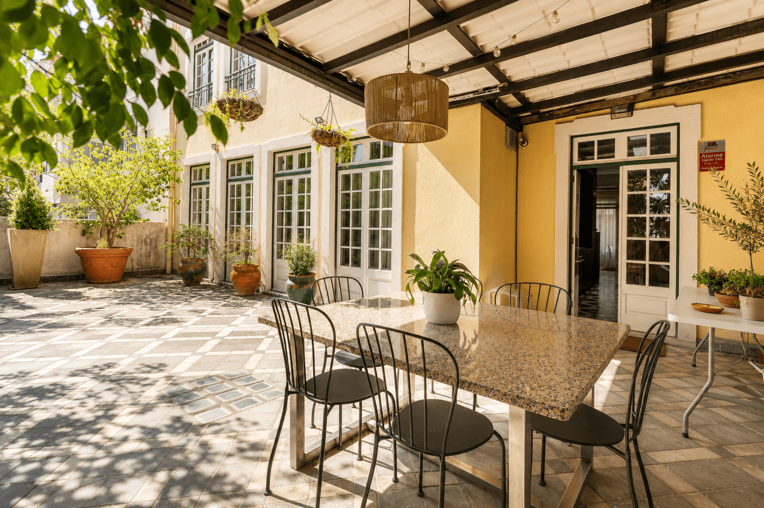 5 Bedroom Villa/Townhouse's Image 4