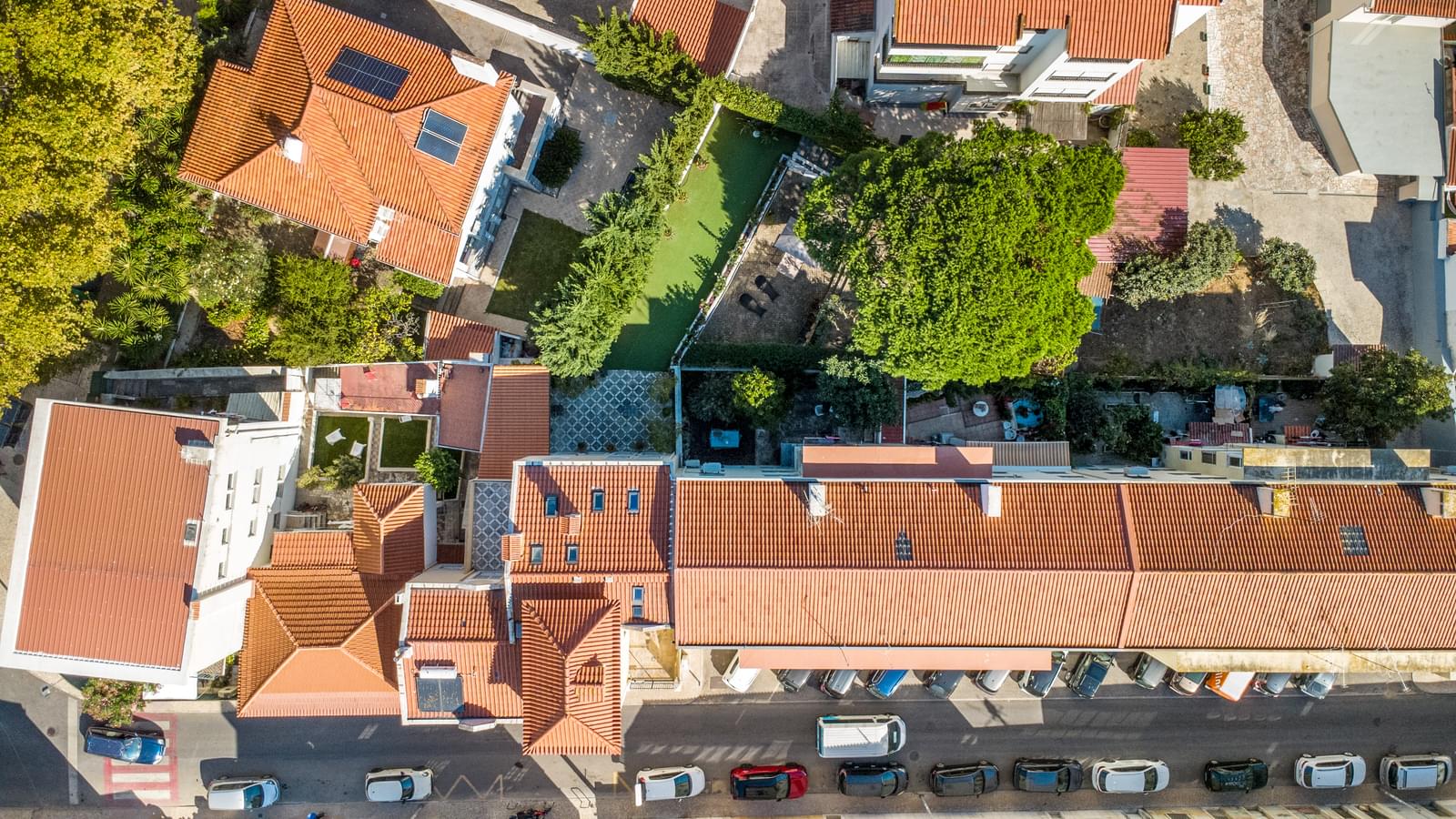 Moradia Geminada T5 com piscina, Parede, Cascais - Imagem 2