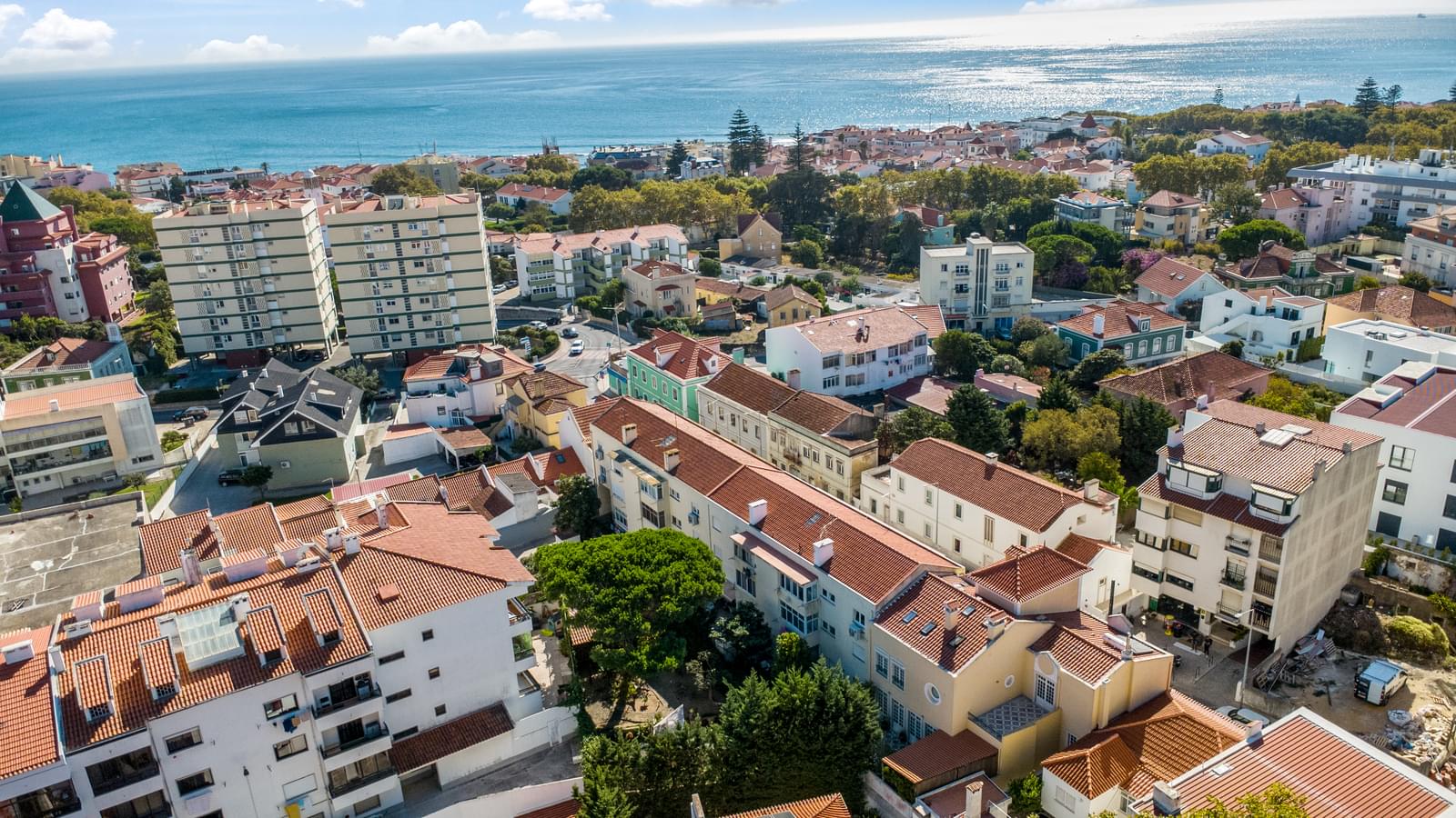 Moradia Geminada T5 com piscina, Parede, Cascais - Imagem 5
